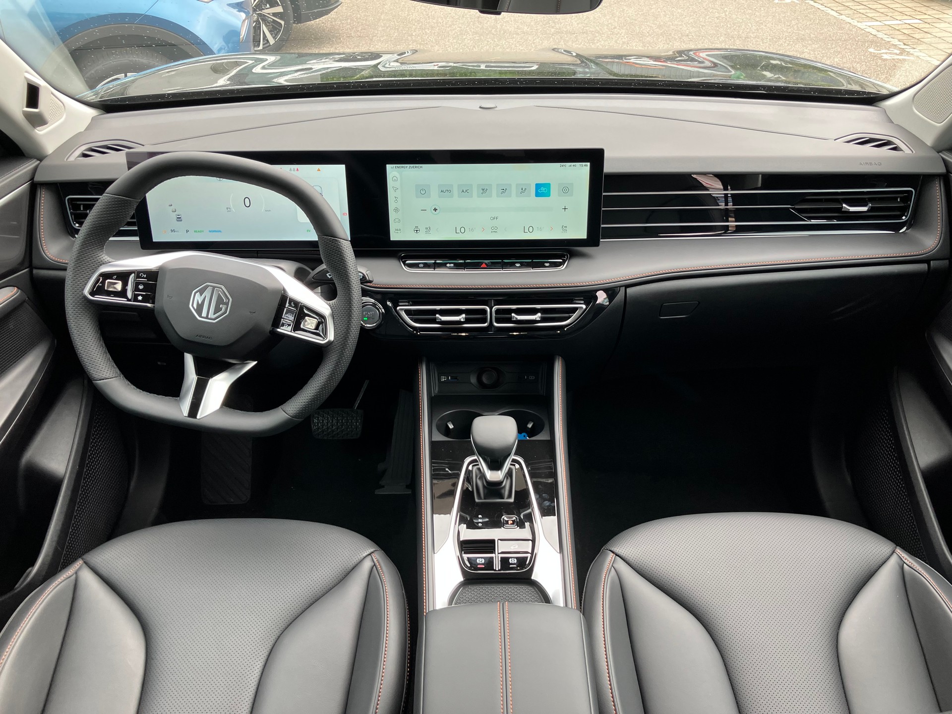 MG HS 1.5 T Hybrid+ Luxury - 10