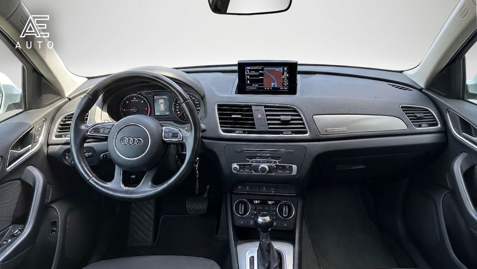 AUDI Q3 2.0 TDI quattro S-tronic - 10