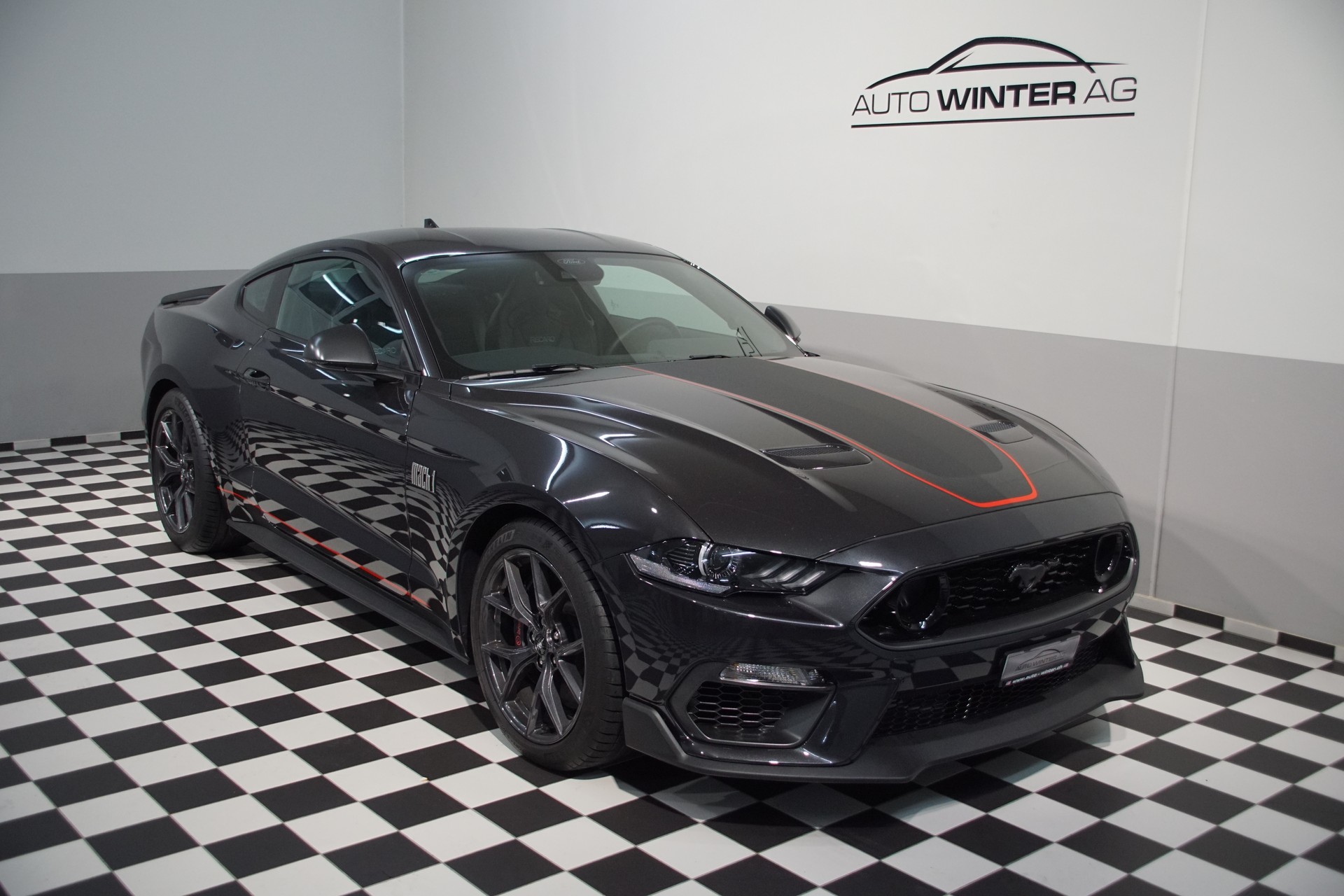 FORD Mustang Fastback 5.0 V8 Mach 1 Automat