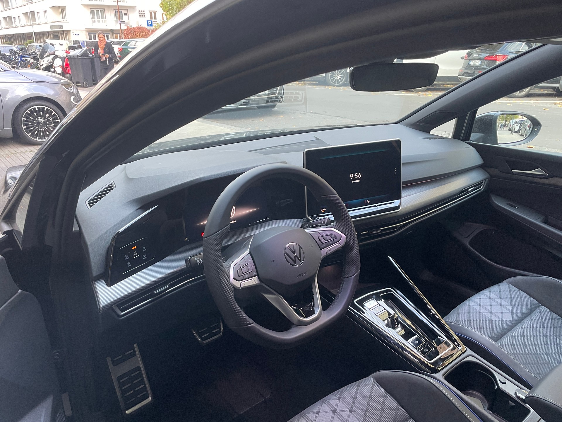 VW Golf 1.5 e TSI R-Line DSG - 6