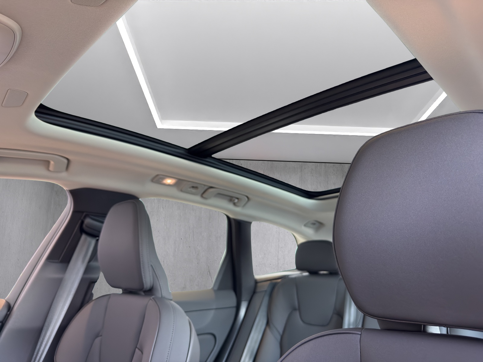 VOLVO XC60 B5 Benzin Mild Hybrid AWD Ultra Dark Geartronic - 17