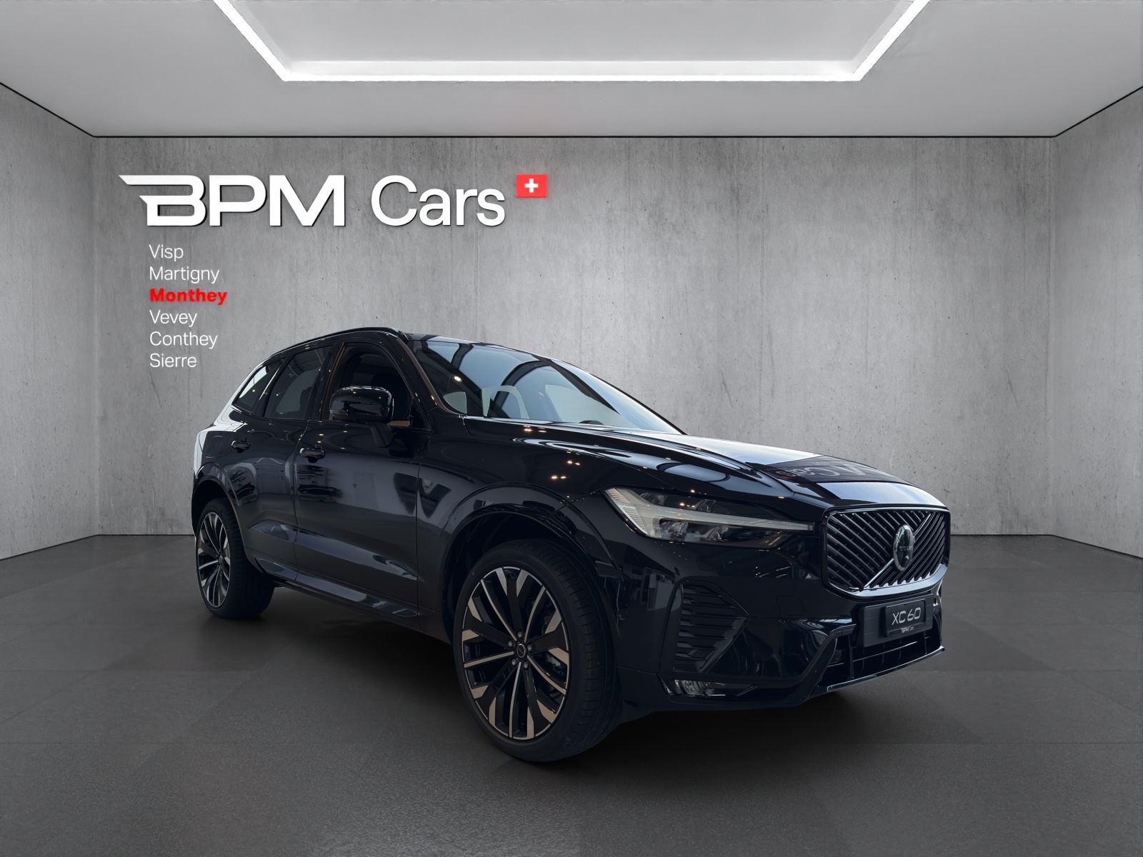 VOLVO XC60 B5 Benzin Mild Hybrid AWD Ultra Dark Geartronic - 3