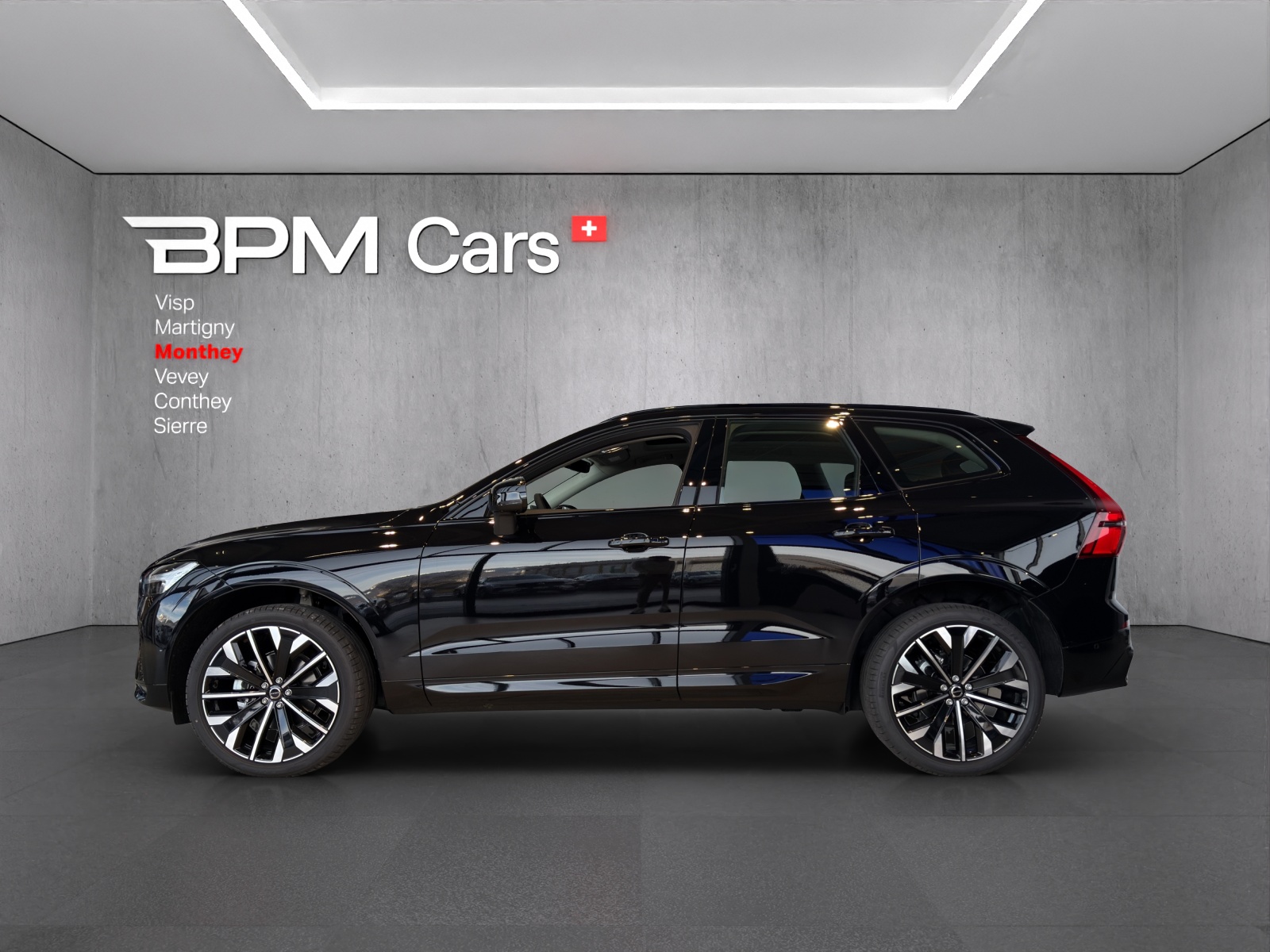 VOLVO XC60 B5 Benzin Mild Hybrid AWD Ultra Dark Geartronic - 7