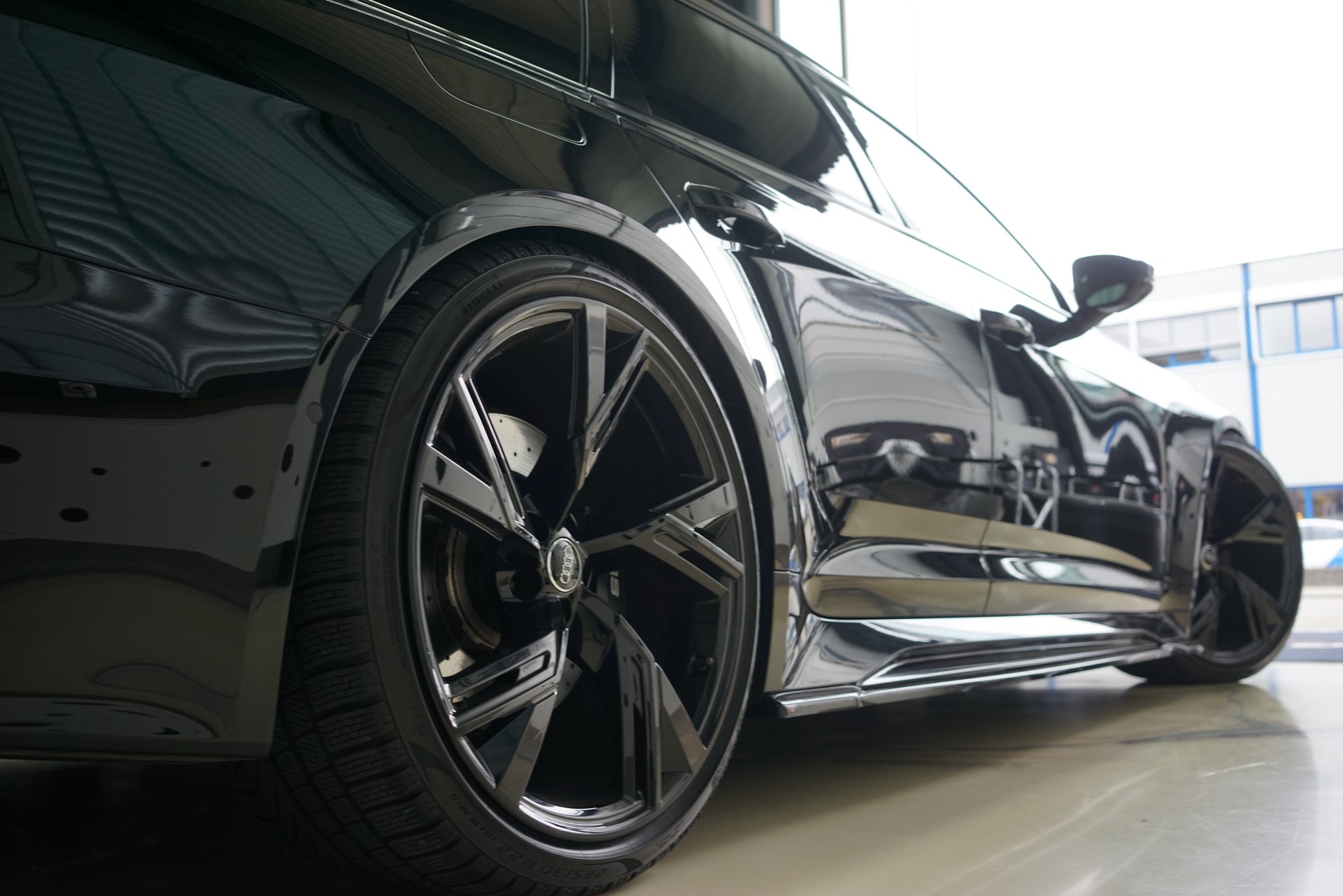 AUDI RS6 Avant 4.0 TFSI V8 quattro - 11