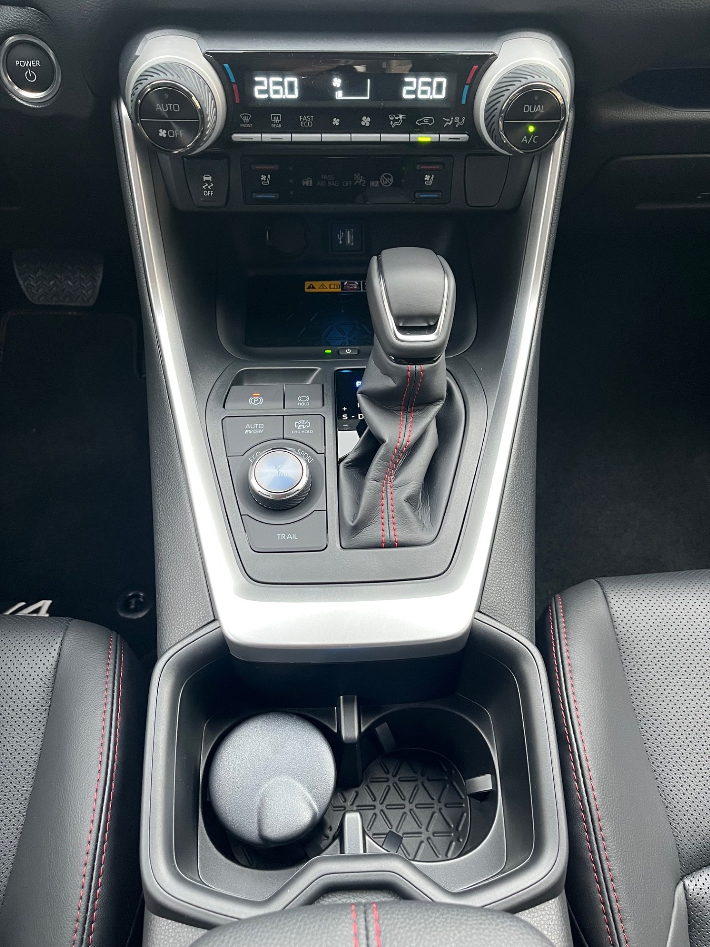 TOYOTA RAV-4 2.5 PHEV Platinum e-CVT 4WD - 13