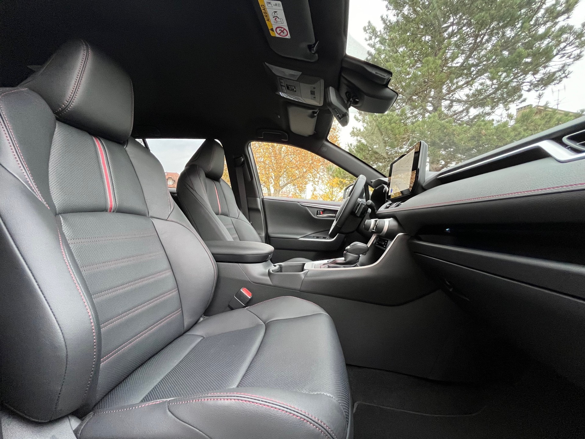 TOYOTA RAV-4 2.5 PHEV Platinum e-CVT 4WD - 7