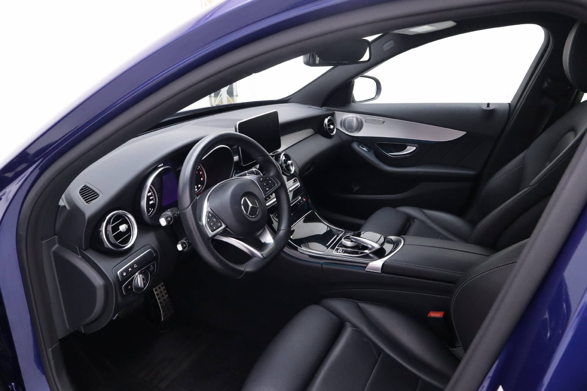 MERCEDES-BENZ C 300 AMG Line Kombi-4