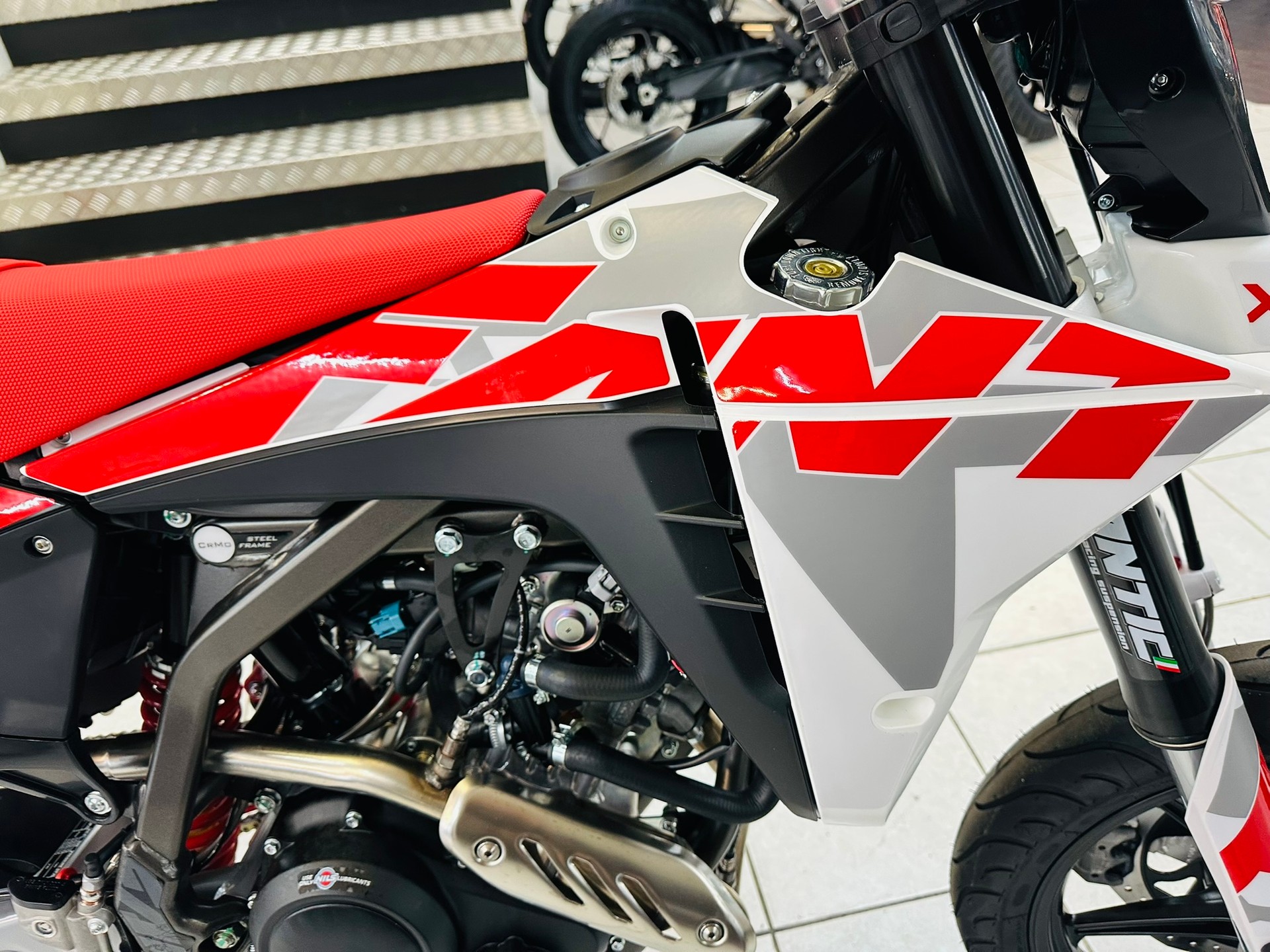 FANTIC Motard 125 Performance - 2