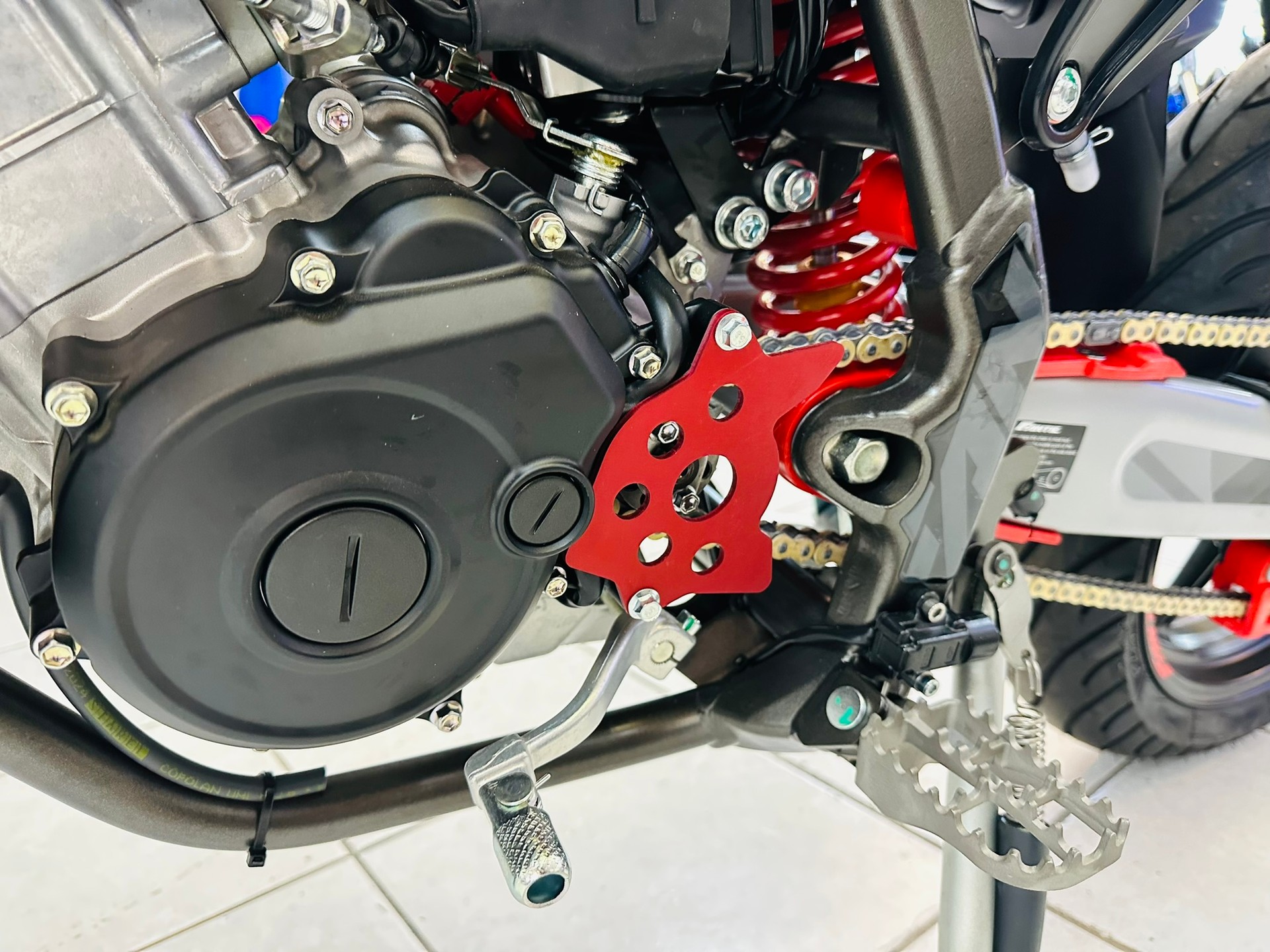 FANTIC Motard 125 Performance - 8