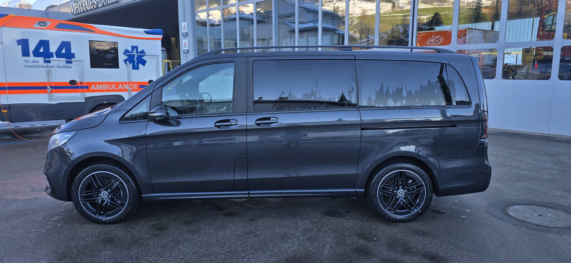 MERCEDES-BENZ V 300d Swiss Edition L 4x4 - 3