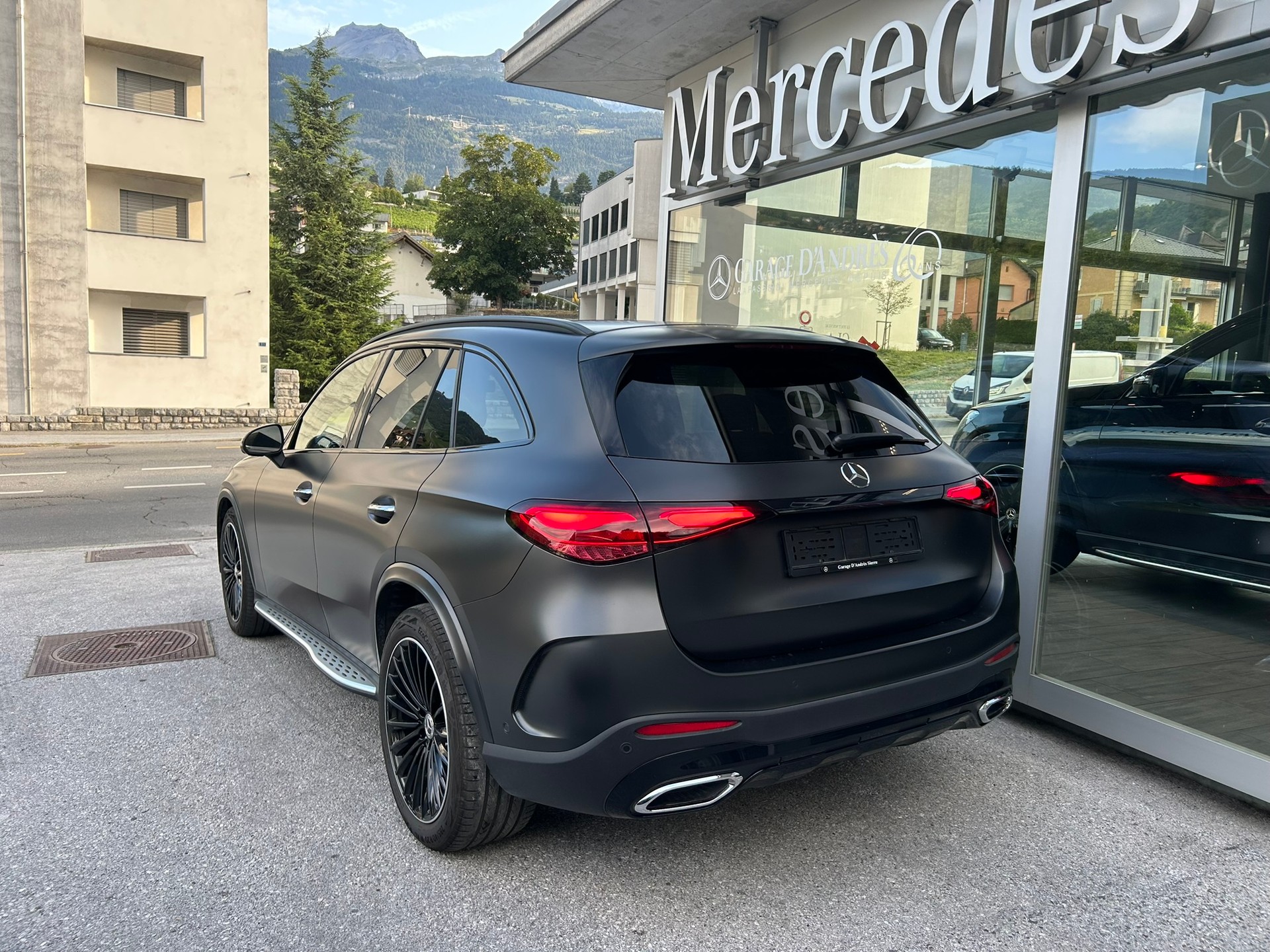 MERCEDES-BENZ GLC 300 4Matic 9G-Tronic - 5