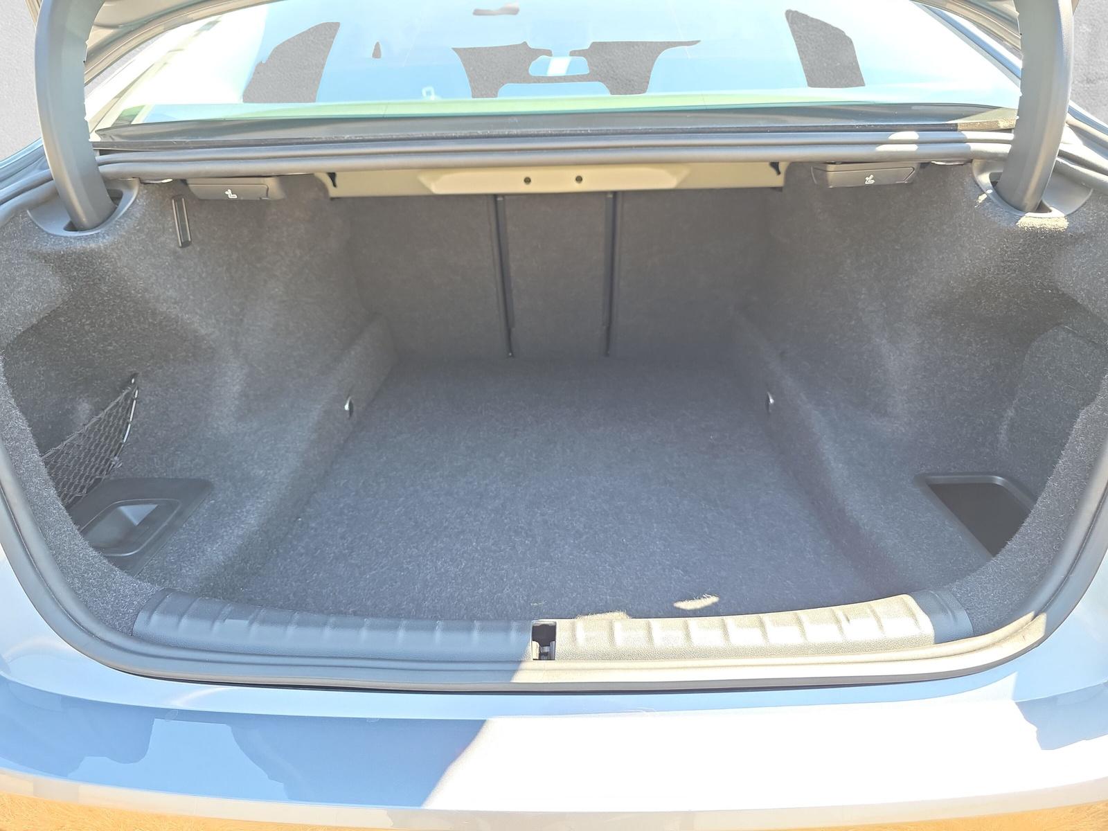 BMW 530i xDrive G30 (CH) - 11