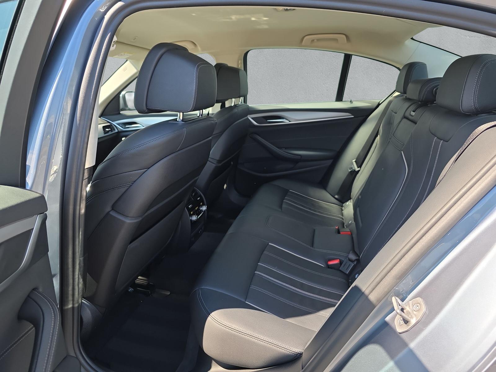 BMW 530i xDrive G30 (CH) - 16