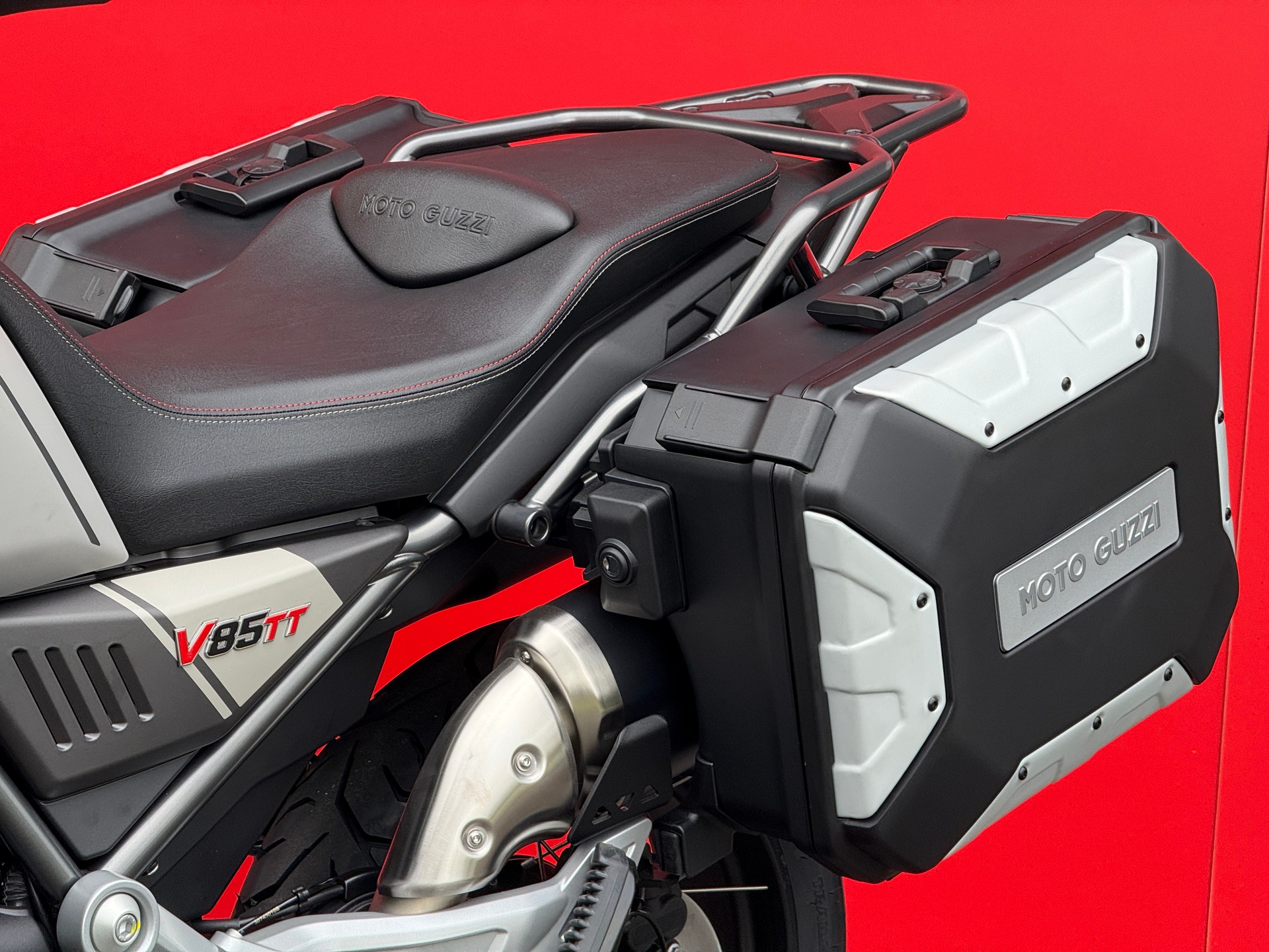 MOTO GUZZI V85 TT Travel Pack (35kW) - 12