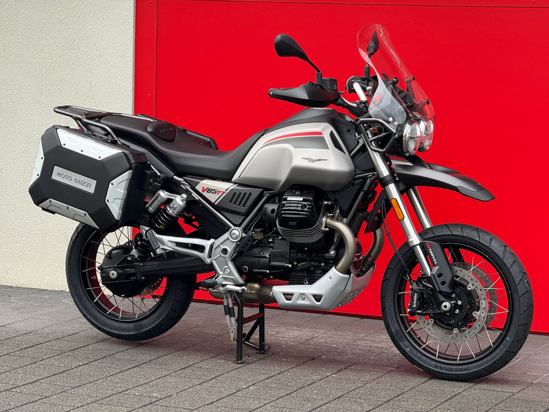 MOTO GUZZI V85 TT Travel Pack (35kW) - 4