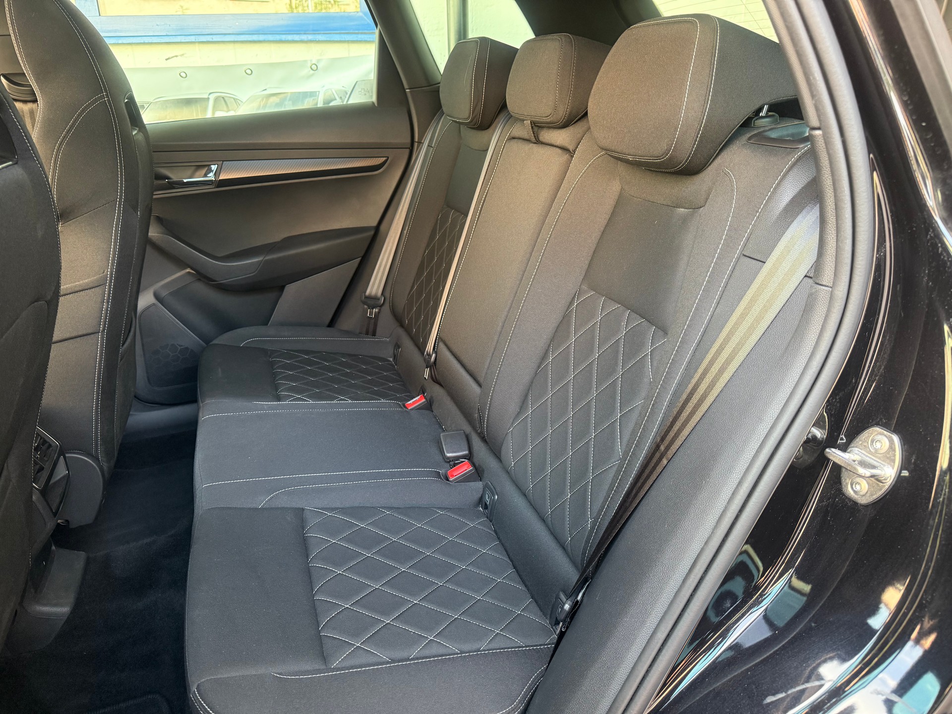 SKODA Karoq 1.5 TSI ACT SportLine DSG - 12