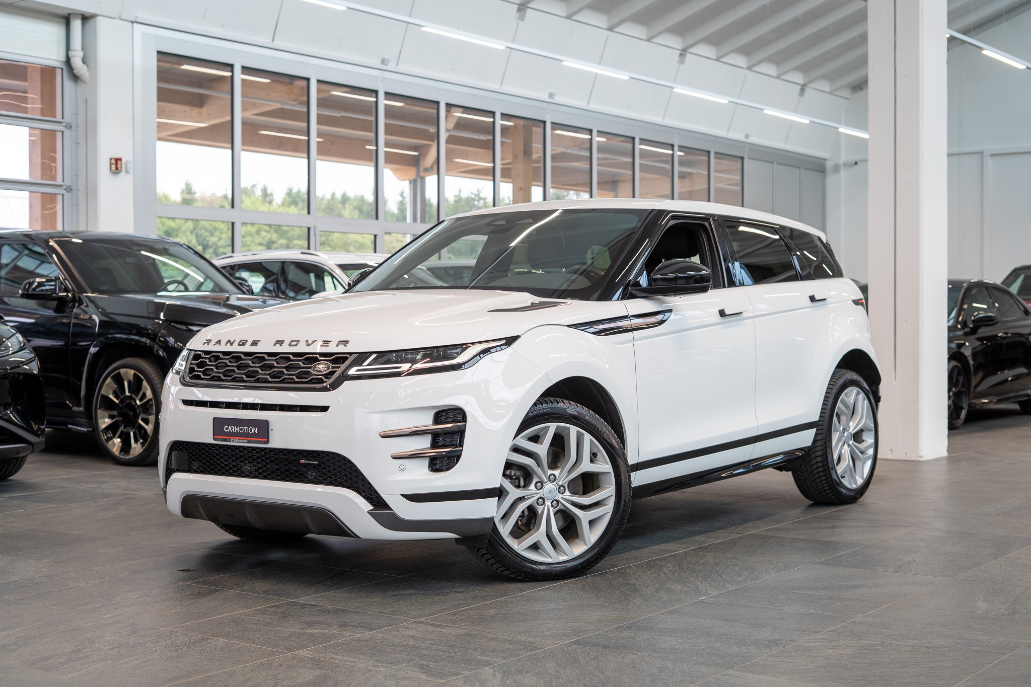 Range Rover Evoque 2.0 D 165 R-Dynamic SE / Rückfahrkamera / el.Sitze / el.Heckklappe