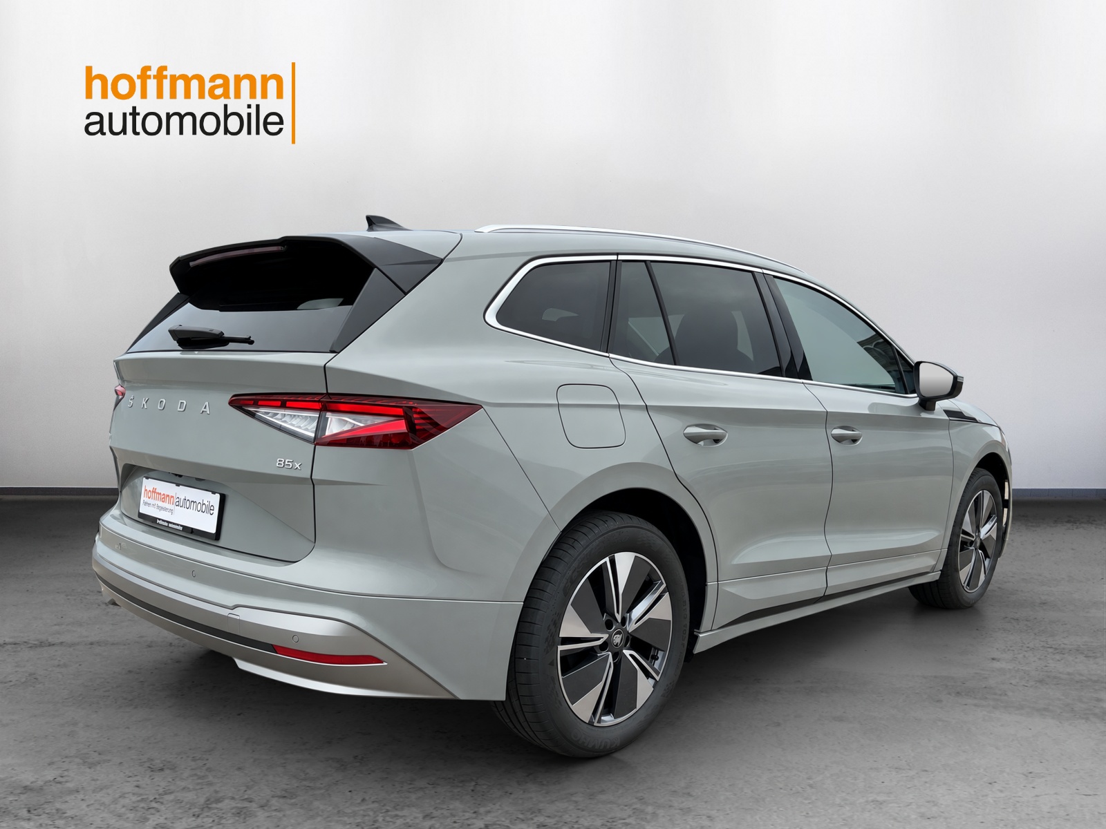SKODA Enyaq 85x Dynamic 4x4 - 4