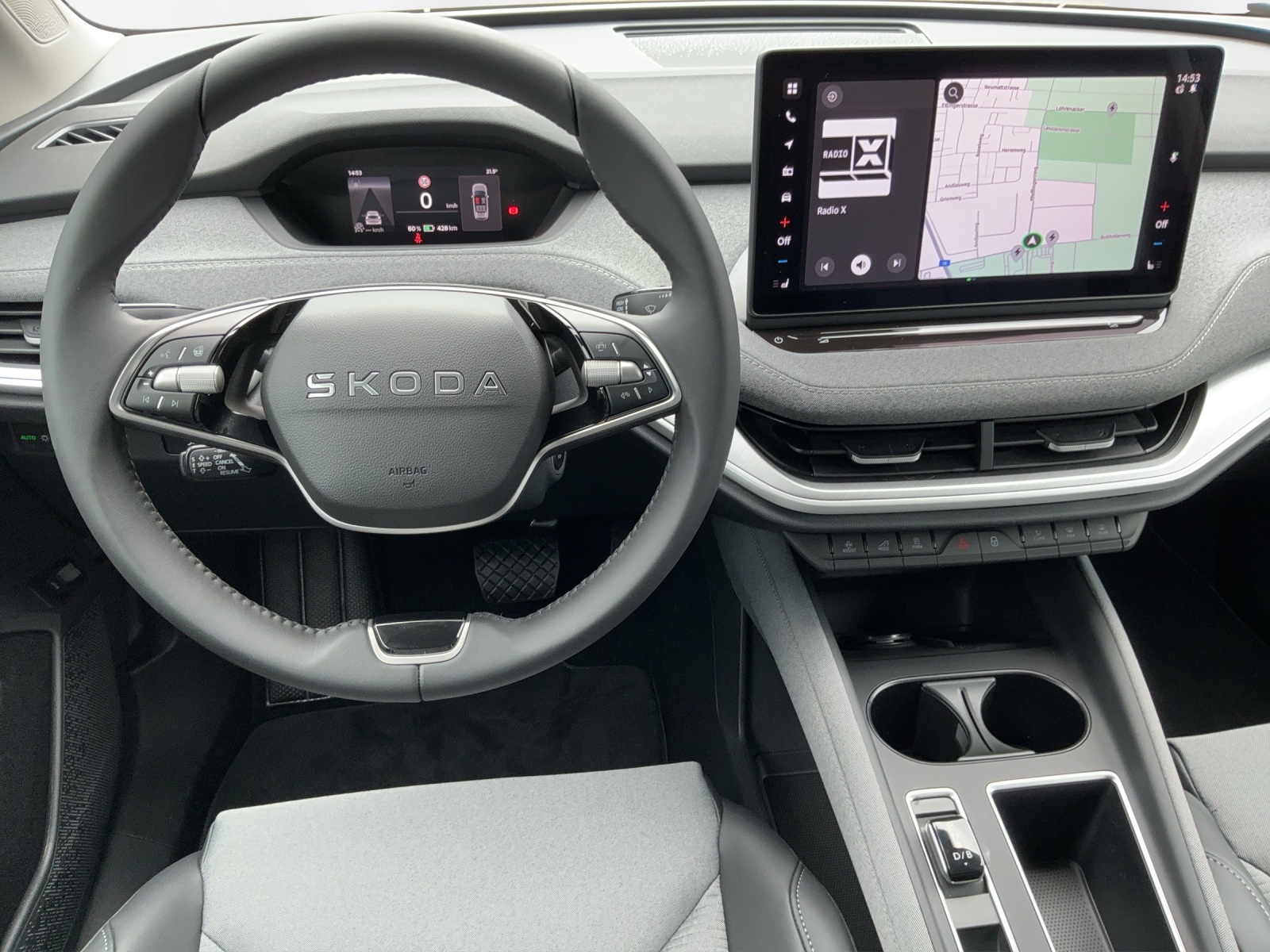 SKODA Enyaq 85x Dynamic 4x4 - 7
