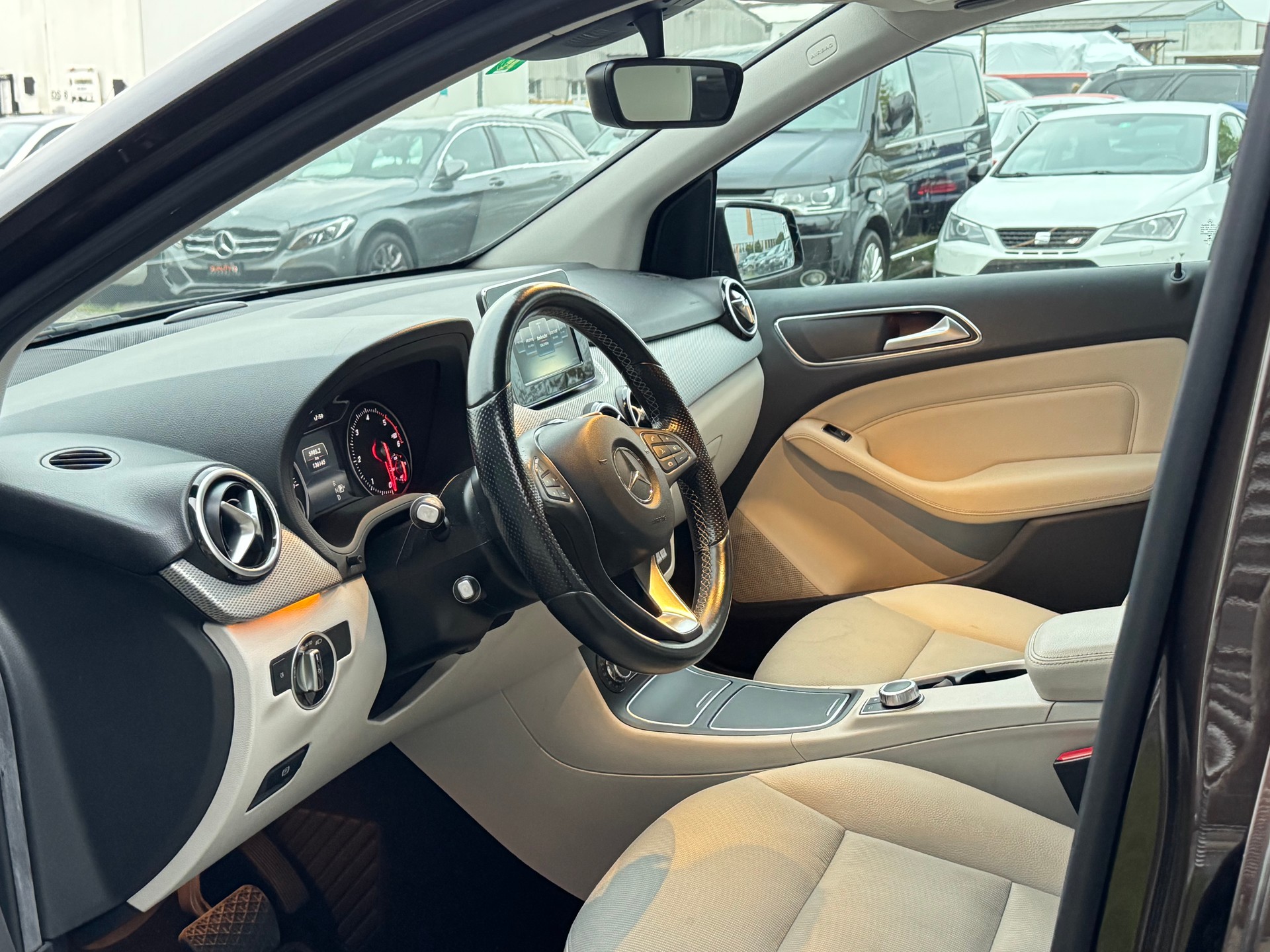 MERCEDES-BENZ B 200 CDI Urban 7G-DCT - 11