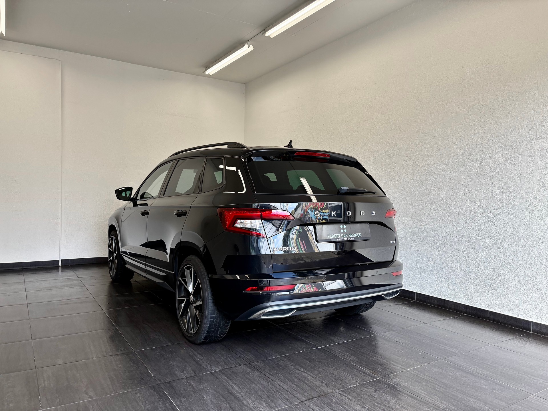 SKODA Karoq 2.0 TSI SportLine 4x4 DSG - 5