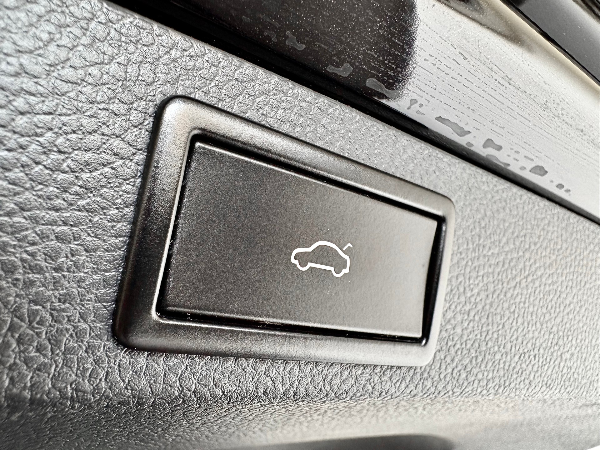 SKODA Karoq 2.0 TSI SportLine 4x4 DSG - 23