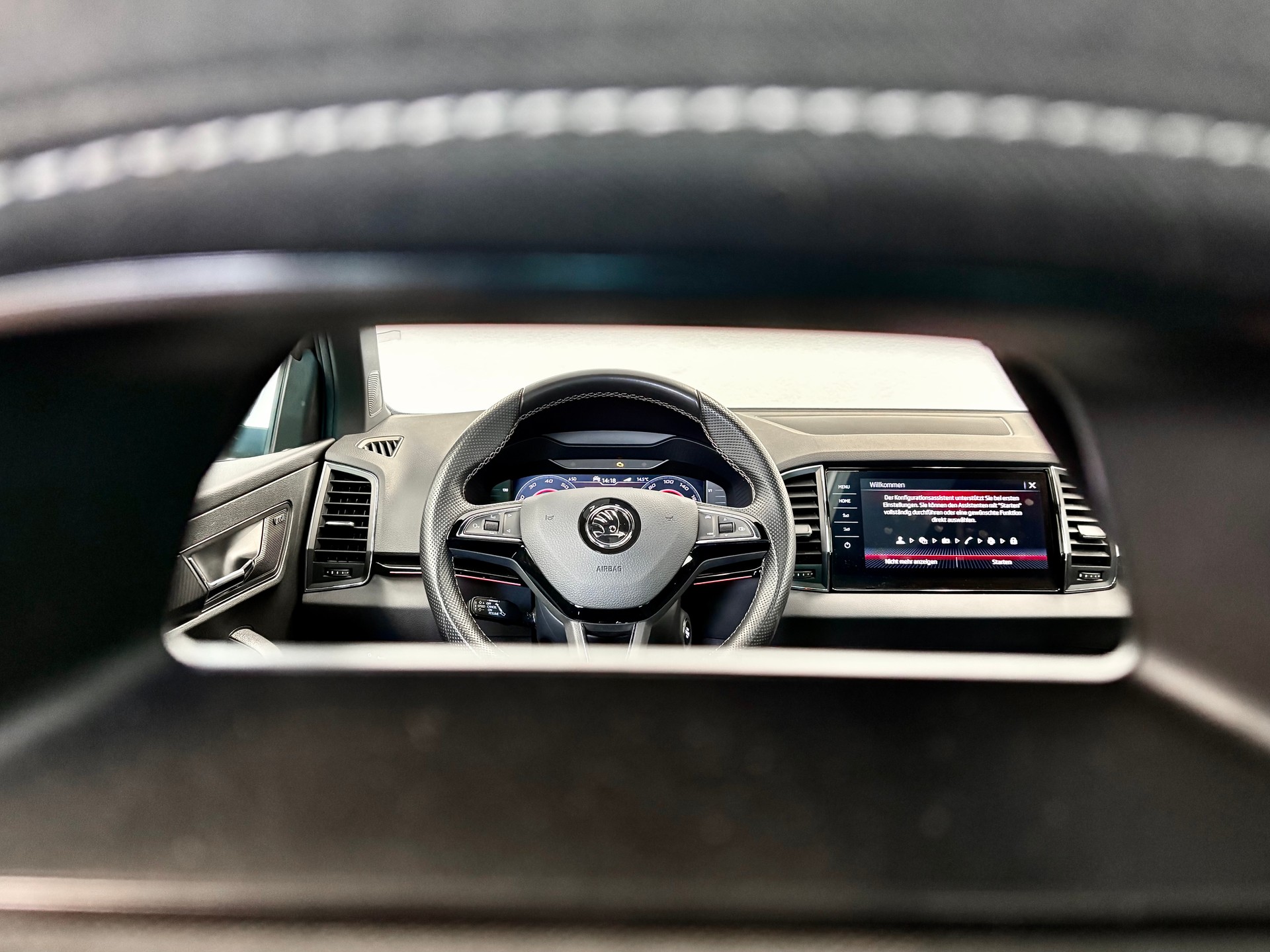 SKODA Karoq 2.0 TSI SportLine 4x4 DSG - 7