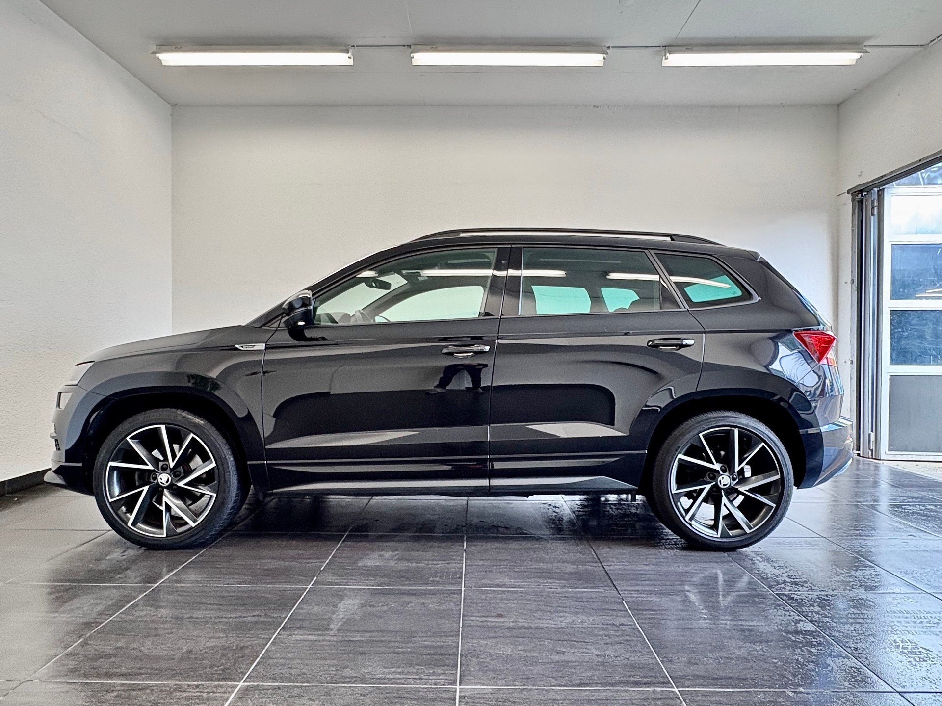 SKODA Karoq 2.0 TSI SportLine 4x4 DSG - 9