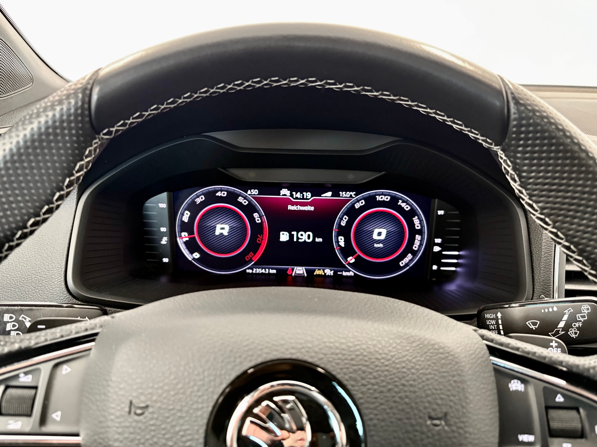 SKODA Karoq 2.0 TSI SportLine 4x4 DSG - 30