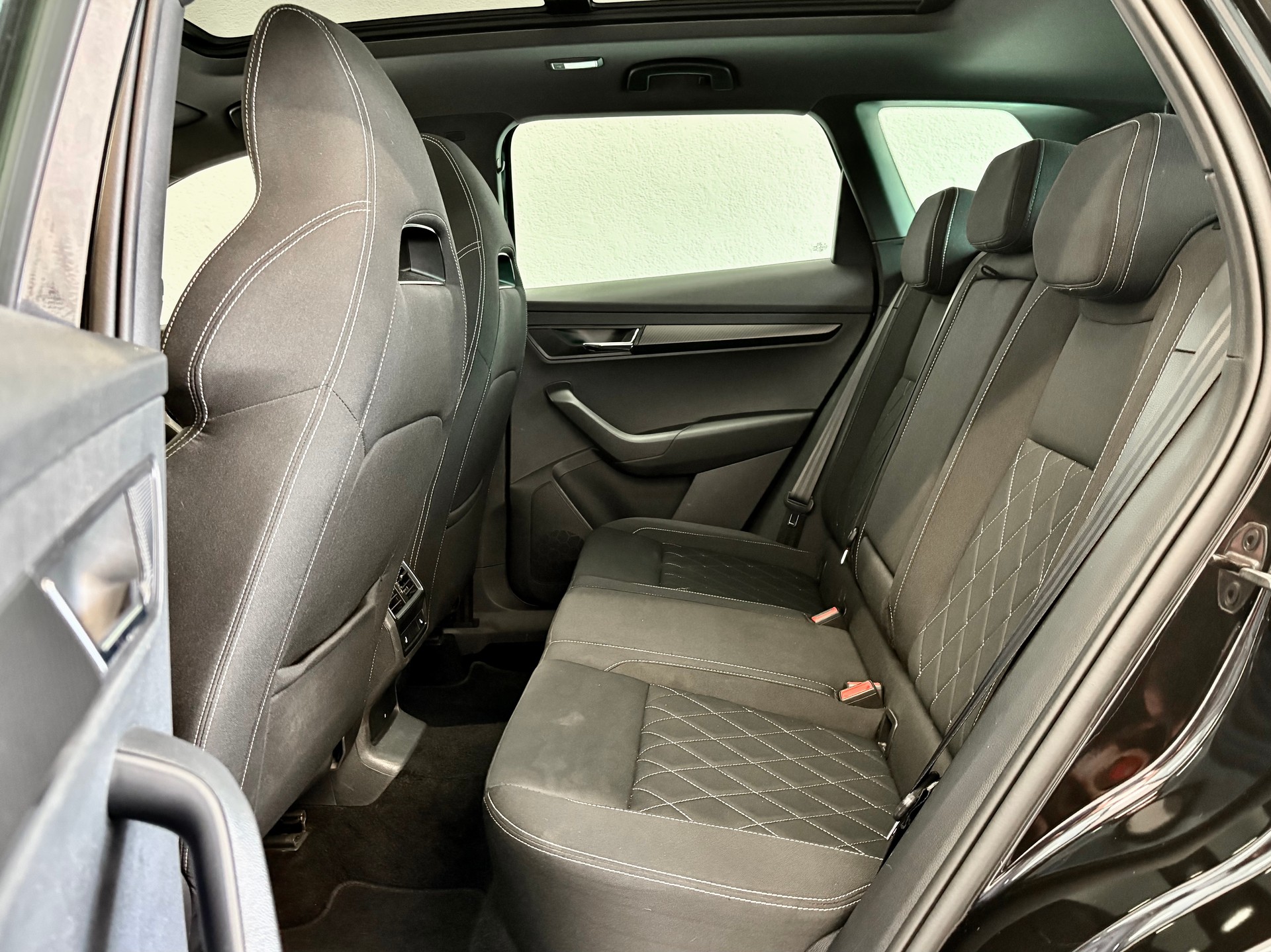 SKODA Karoq 2.0 TSI SportLine 4x4 DSG - 4