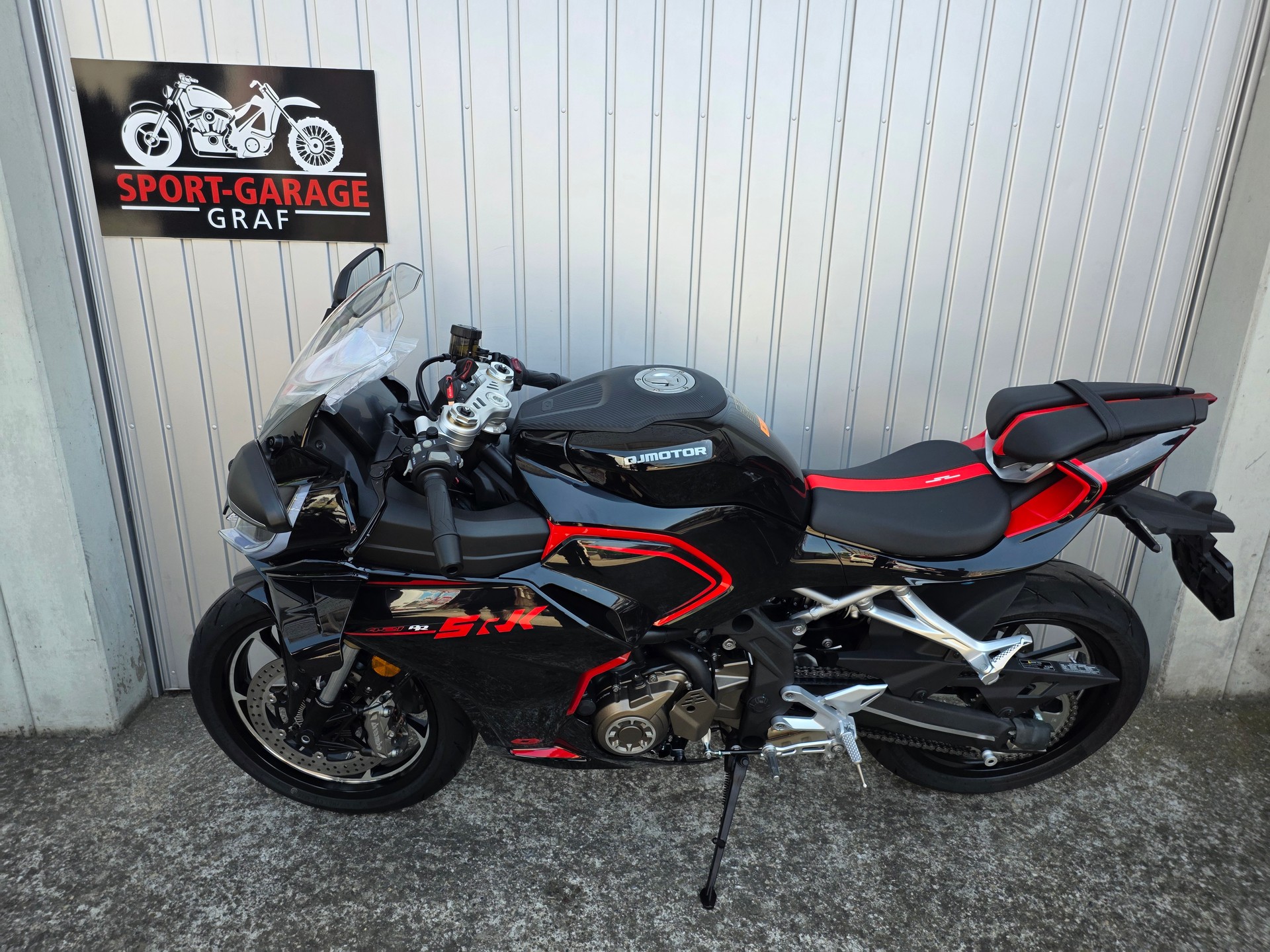 QJ Srk 421RR Supersport - 2
