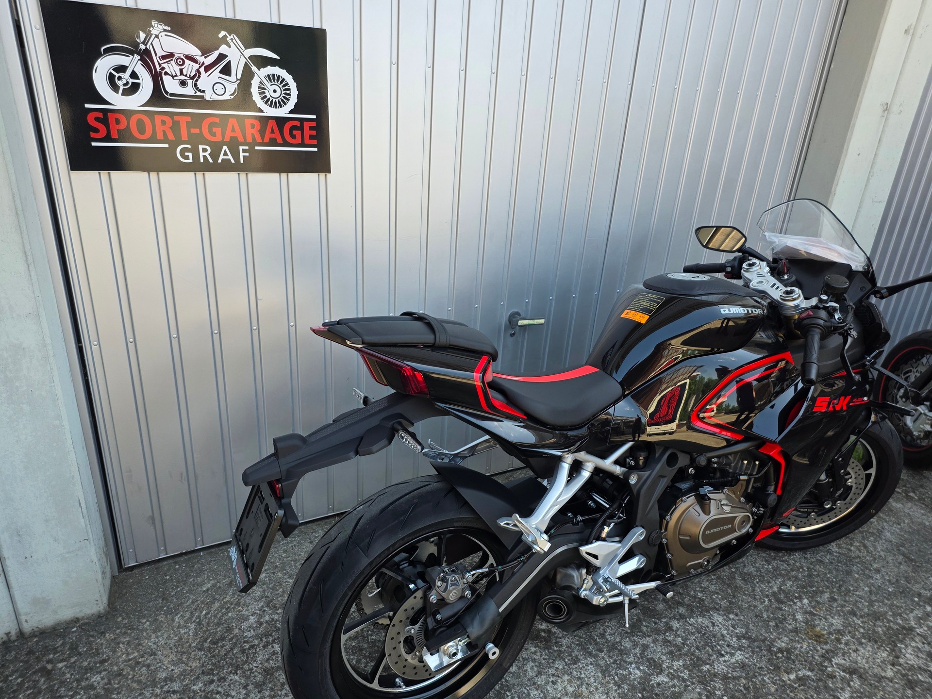 QJ Srk 421RR Supersport - 4