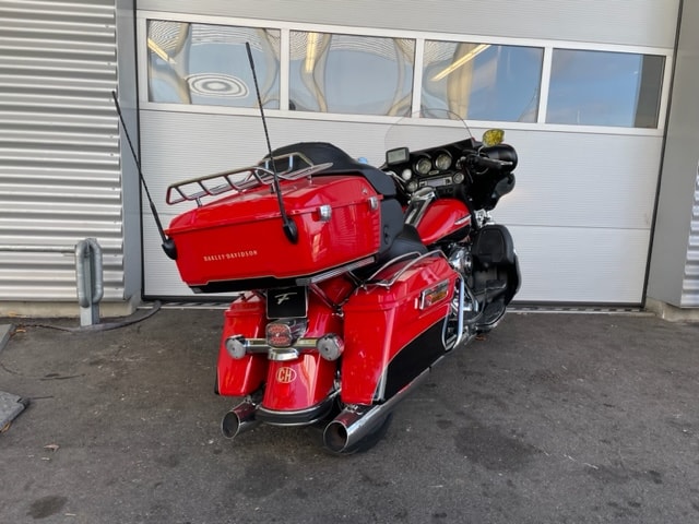 HARLEY-DAVIDSON FLHTK Electra Glide Ultra Limited - 5