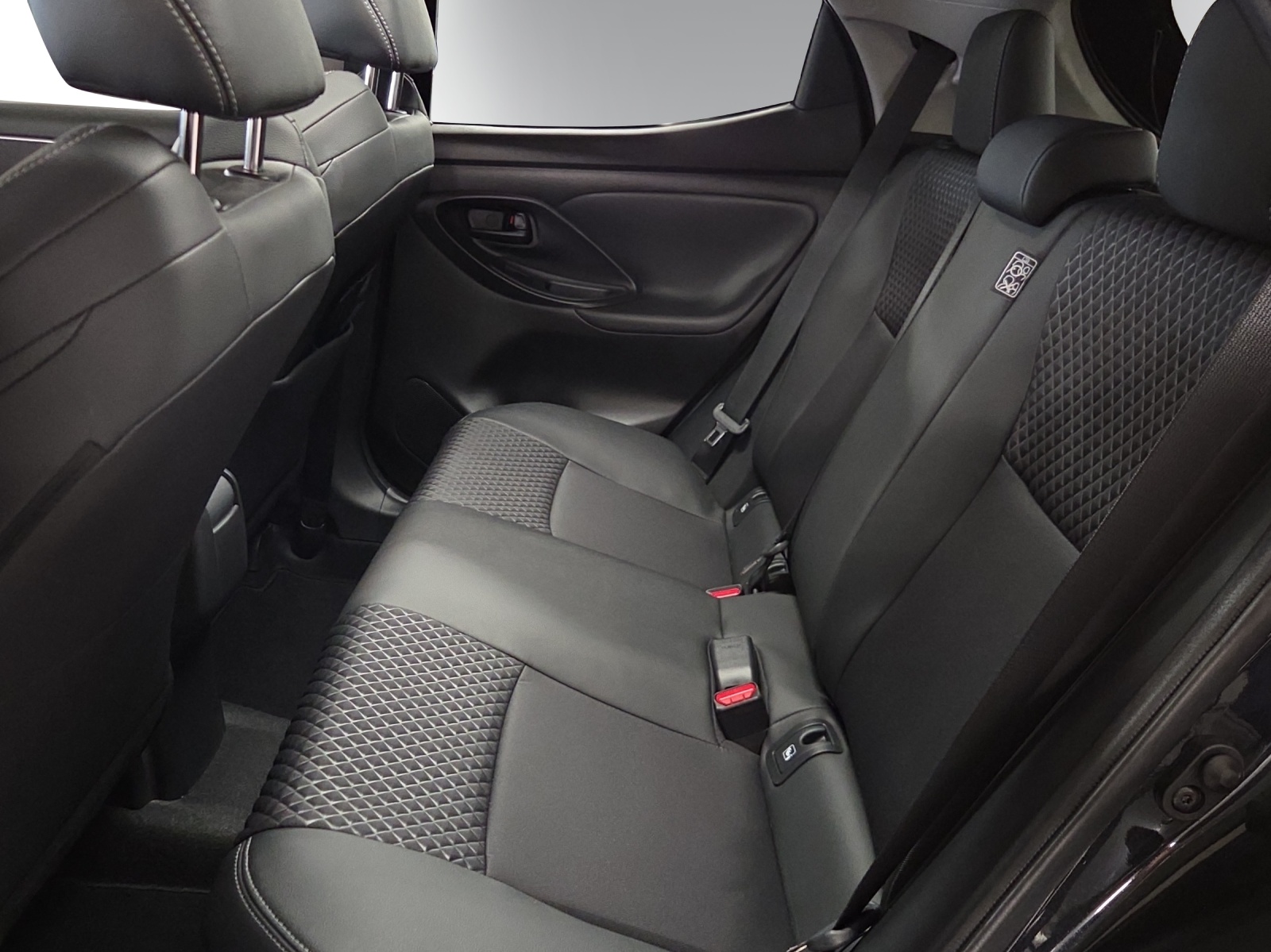 MAZDA 2 Hybrid Select - 11