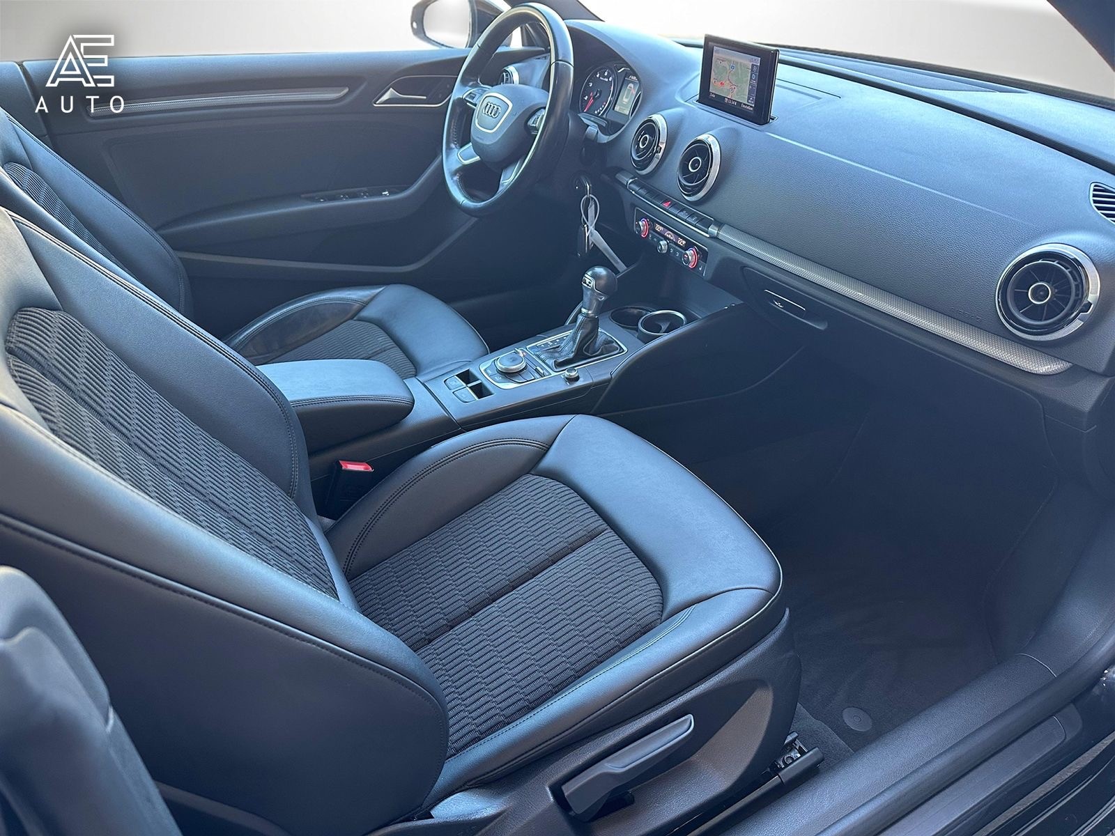 AUDI A3 Cabriolet 1.4 TFSI Attraction S-tronic - 9
