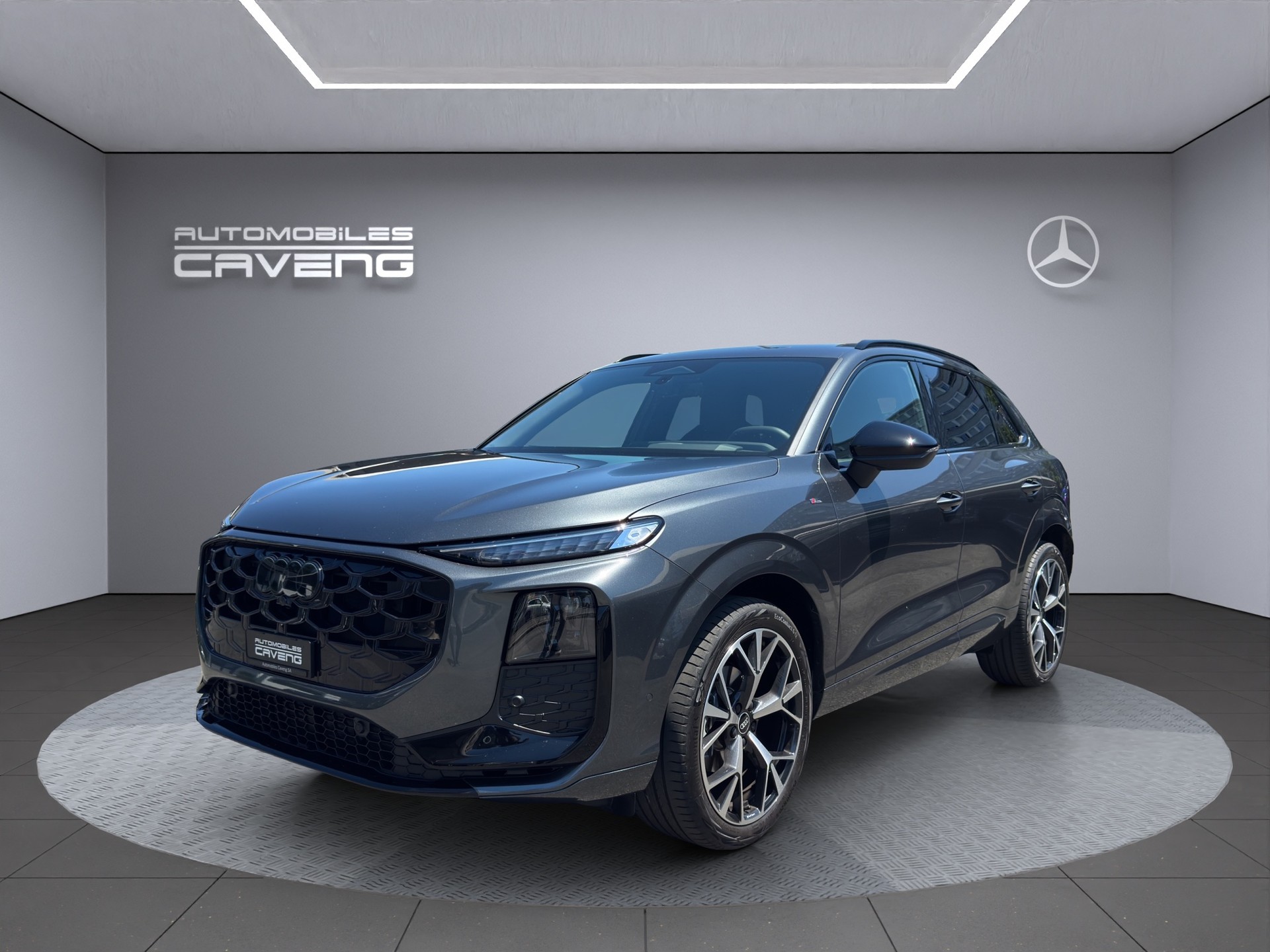 AUDI Q3 SUV 110 kW TFSI S Line S tronic