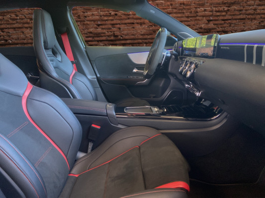 MERCEDES-BENZ A AMG 45 S 4Matic 8G-DCT - 12