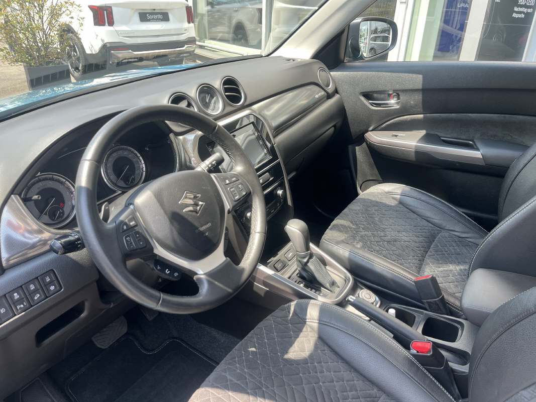 SUZUKI Vitara 1.4 T Compact Top 4x4 - 6