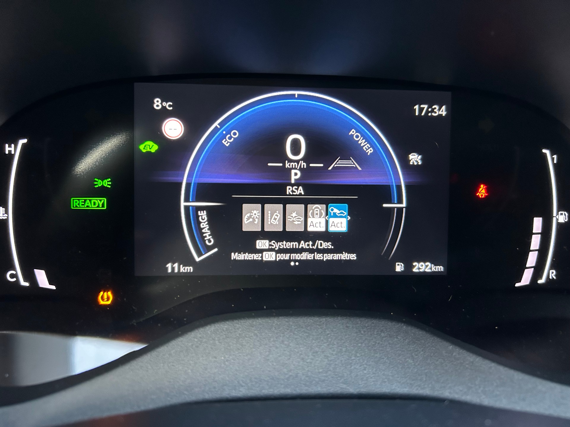 TOYOTA Yaris 1.5 Trend e-CVT - 5