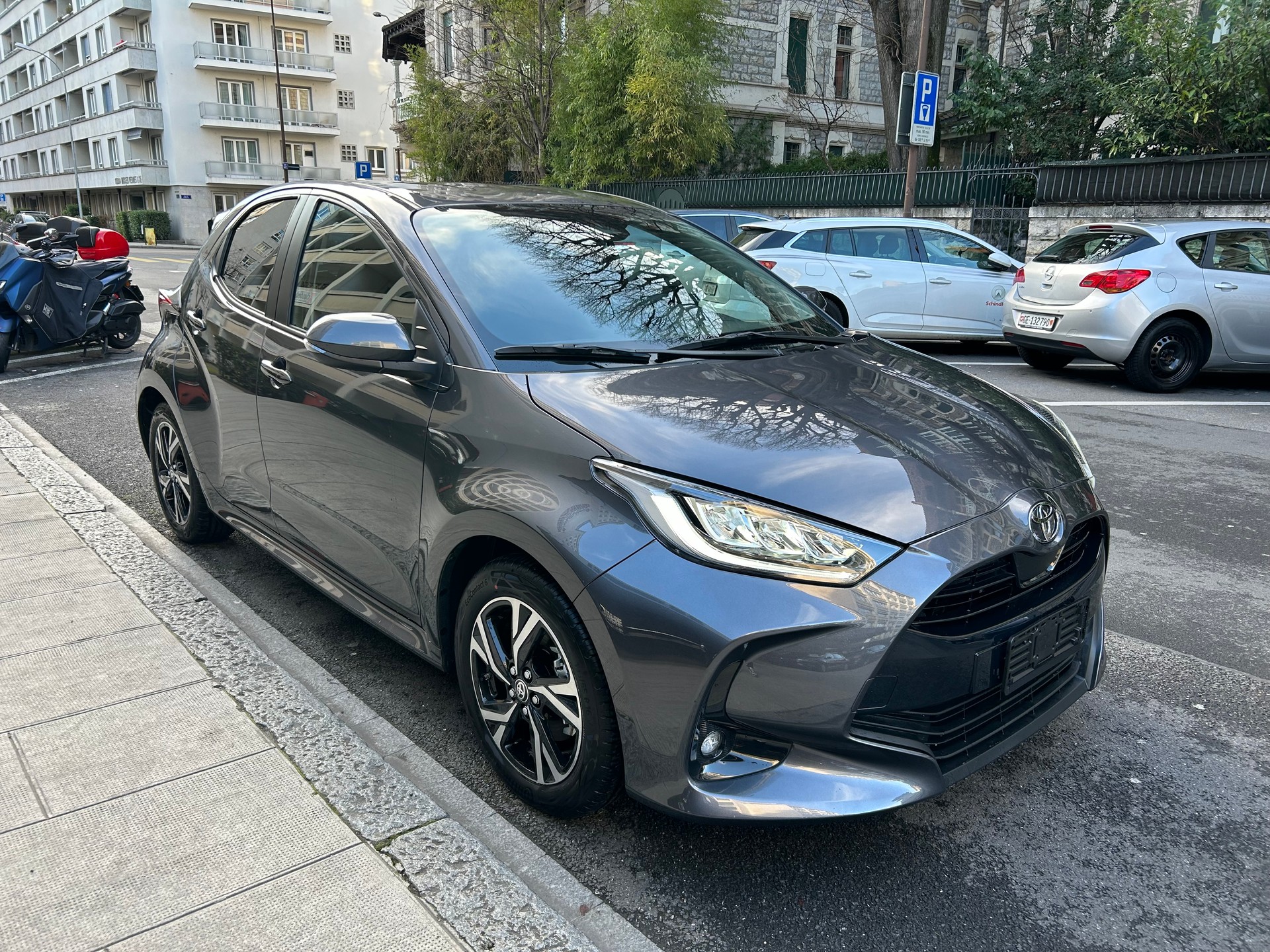 TOYOTA Yaris 1.5 Trend e-CVT