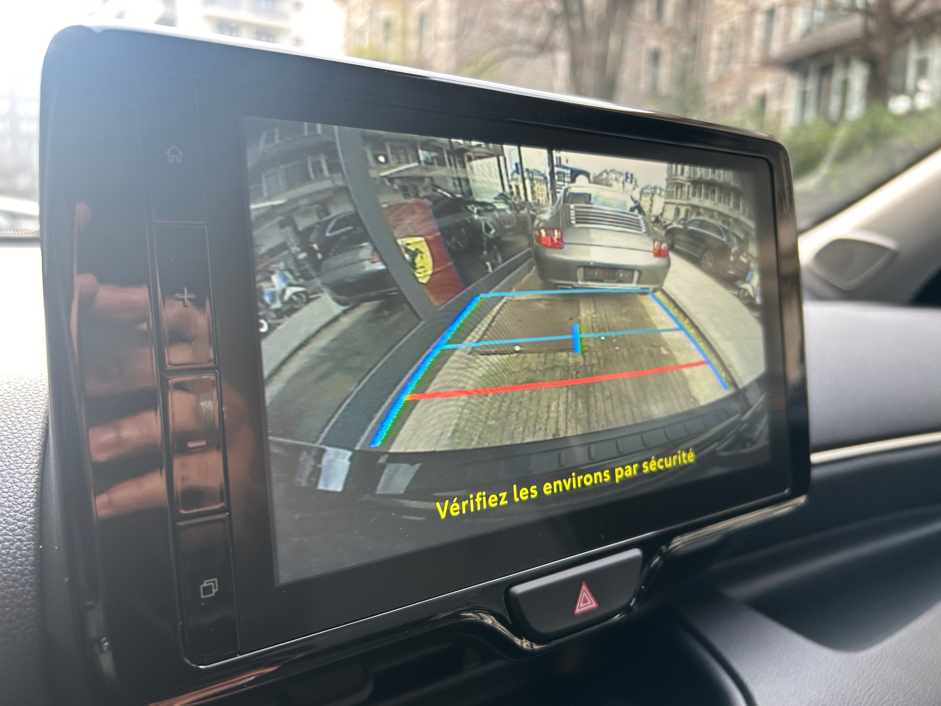 TOYOTA Yaris 1.5 Trend e-CVT - 8