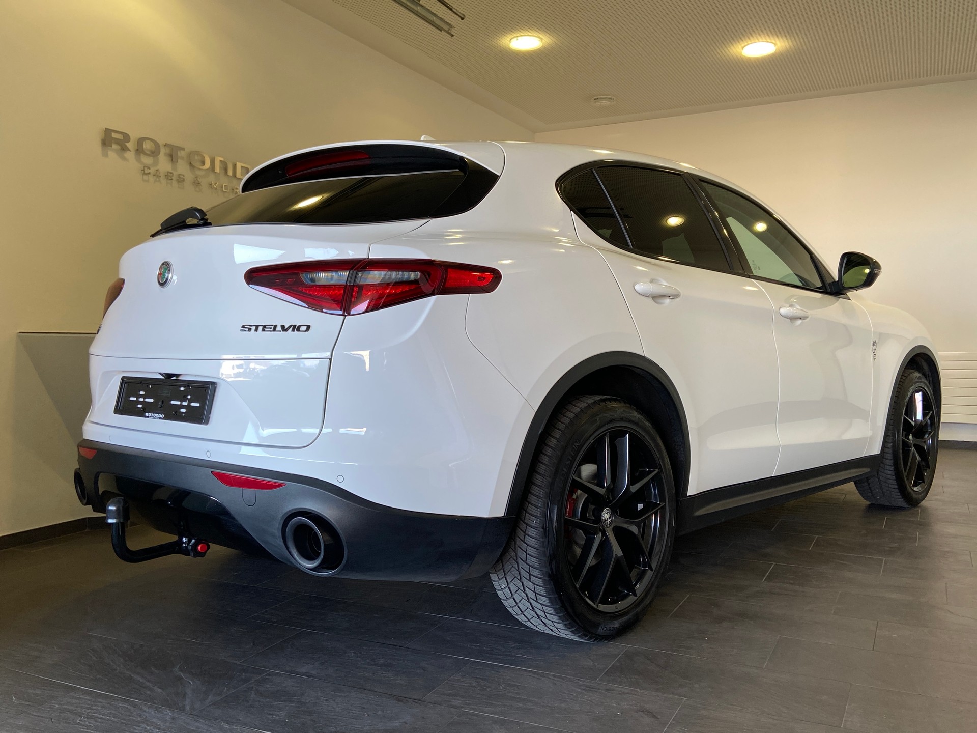 ALFA ROMEO Stelvio 2.0 Super Tow Hook Q4 Automatic - 3