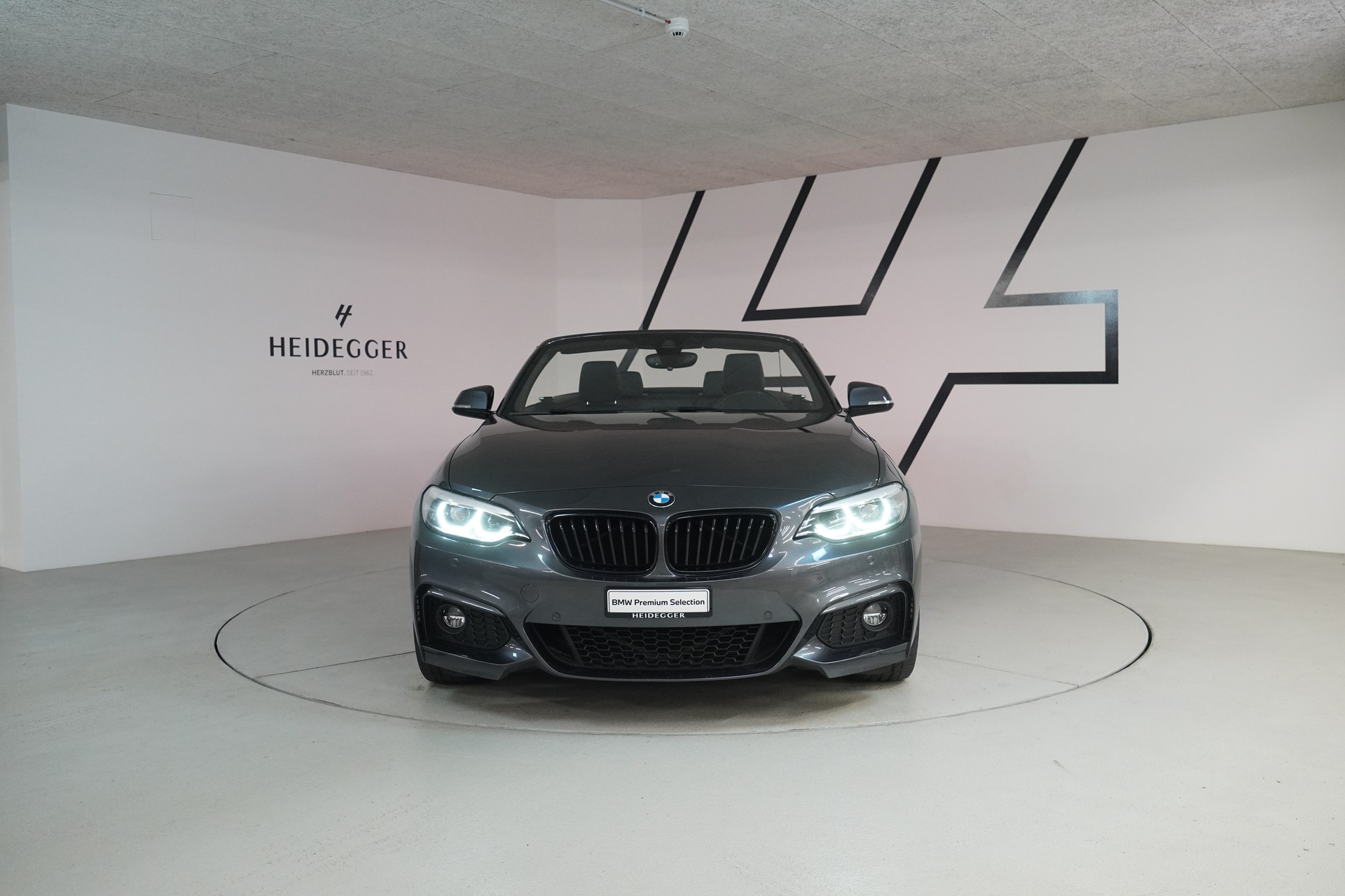 BMW BMW 220i M Sport Cabrio - 10