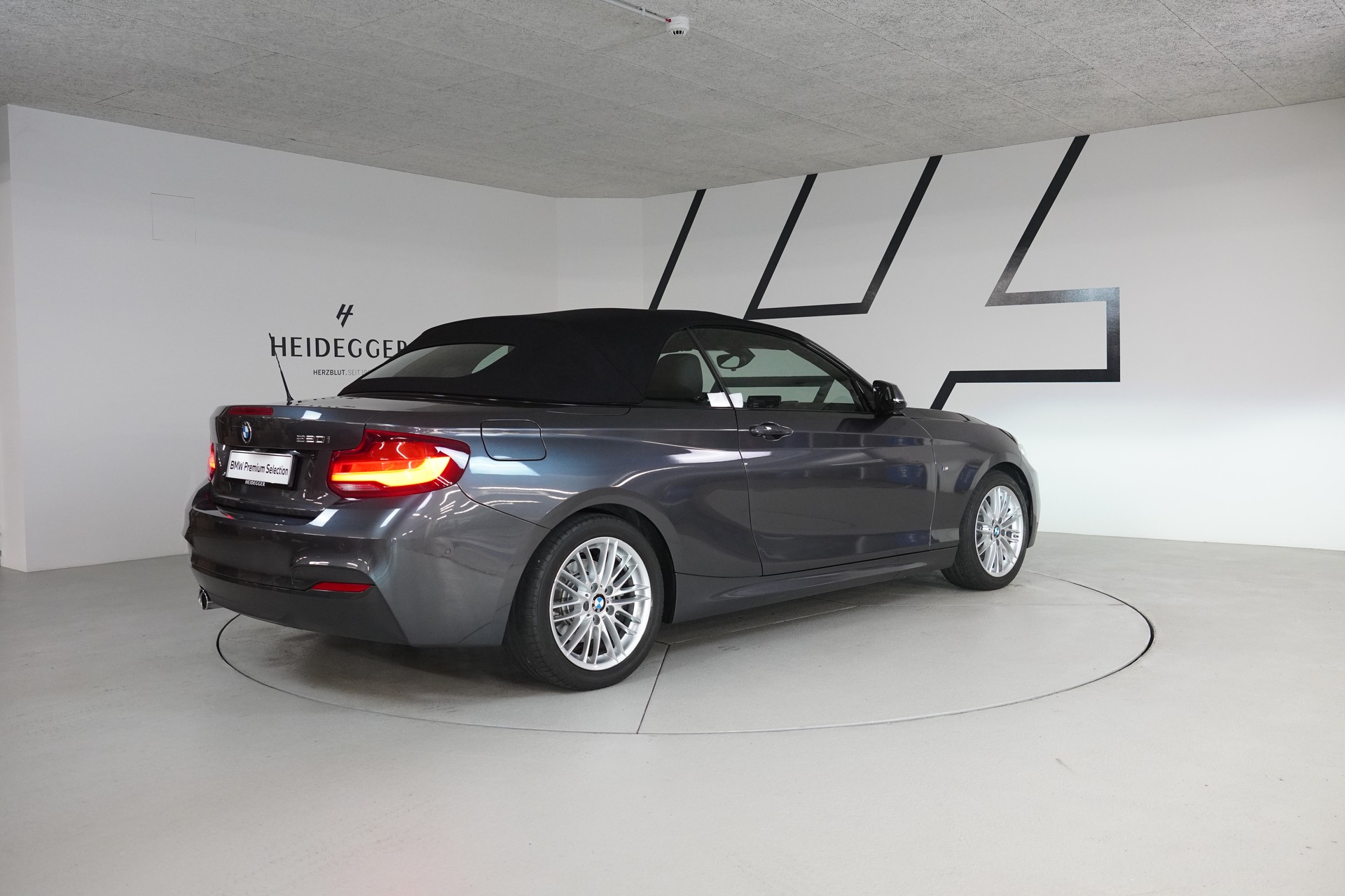 BMW BMW 220i M Sport Cabrio - 5