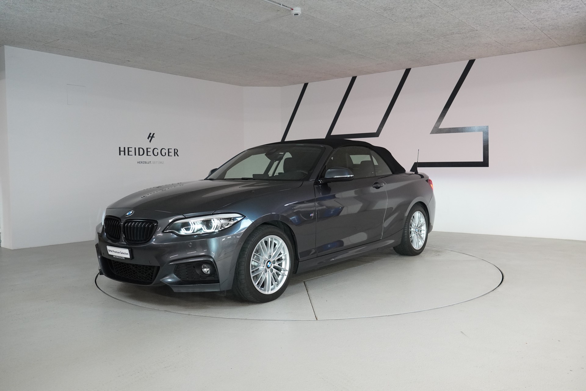 BMW BMW 220i M Sport Cabrio