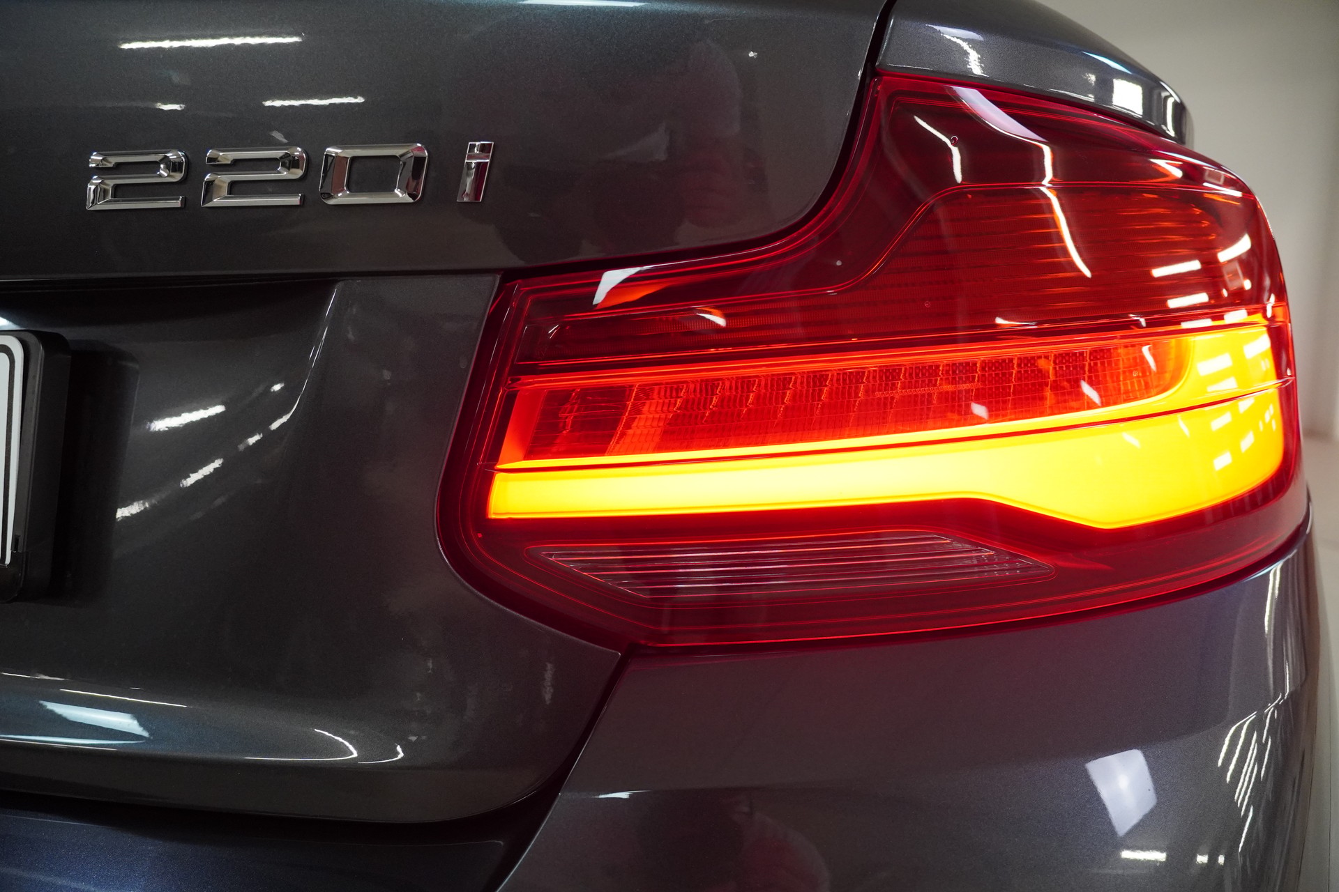 BMW BMW 220i M Sport Cabrio - 25