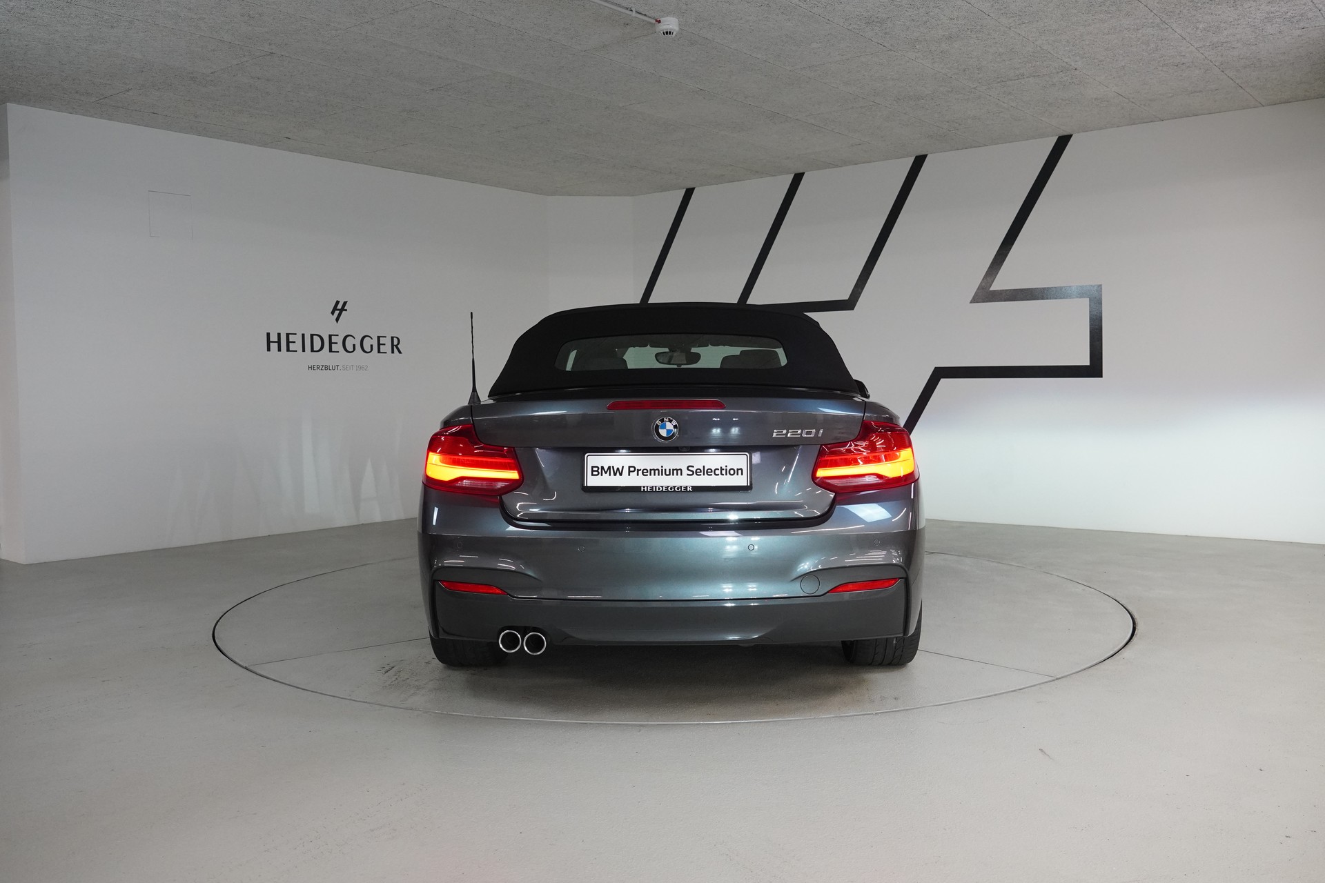 BMW BMW 220i M Sport Cabrio - 6