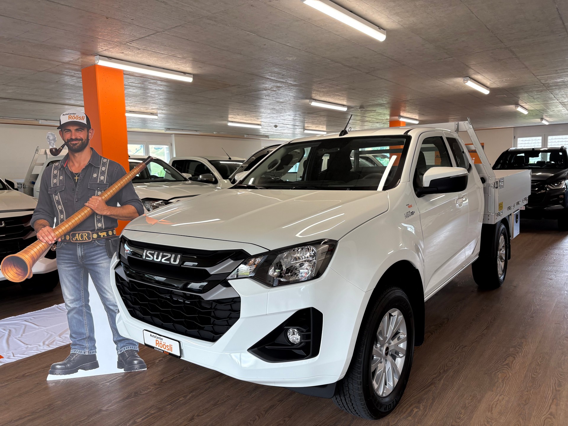 ISUZU D-MAX 1.9 SpaceCab N60BB+ 4x4 AT - 2