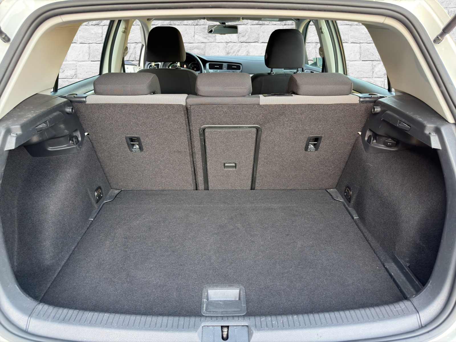 VW Golf VII e - 9