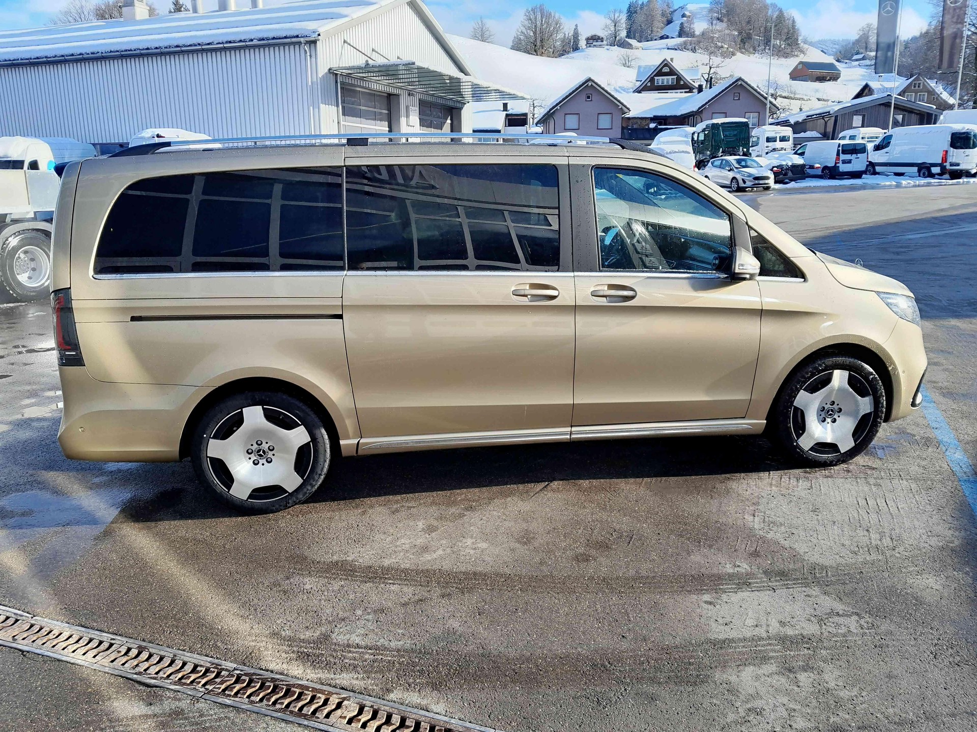 MERCEDES-BENZ V 300d Exclusive L 4x4 - 6